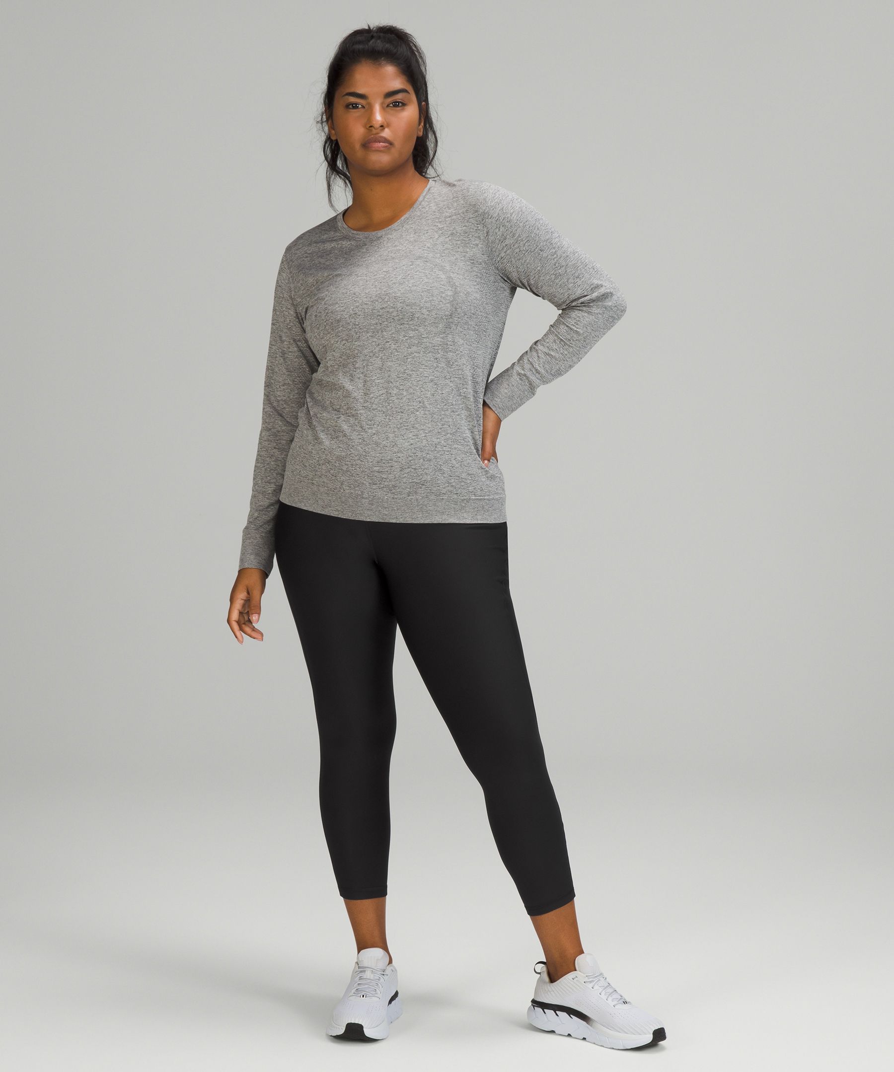 Lululemon Athletic Base Pace HR Tight Yoga Pants 2-Toned Grey Women's Size  8 - Athletic apparel