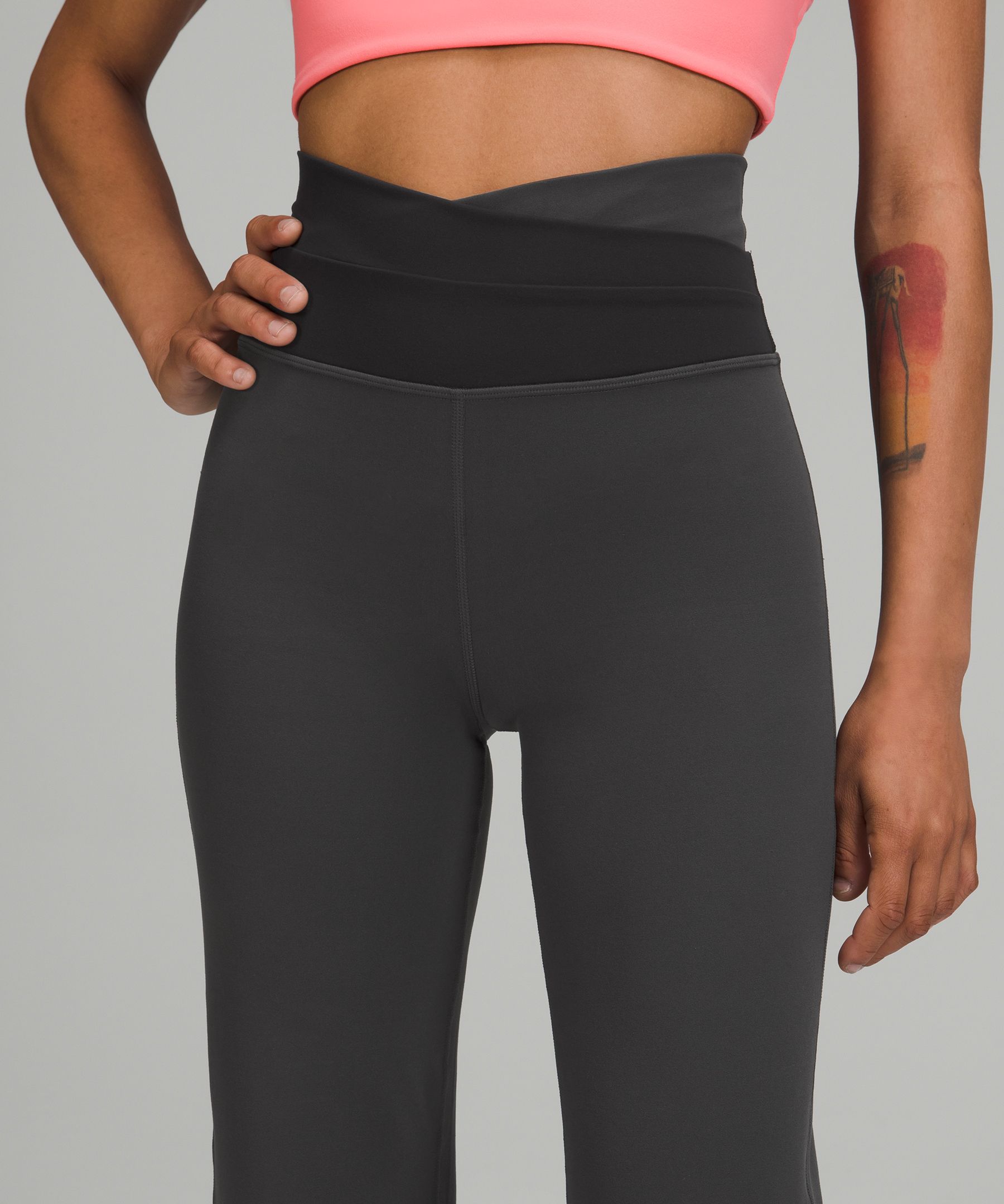 https://images.lululemon.com/is/image/lululemon/LW5EFOS_033976_4?size=800,800