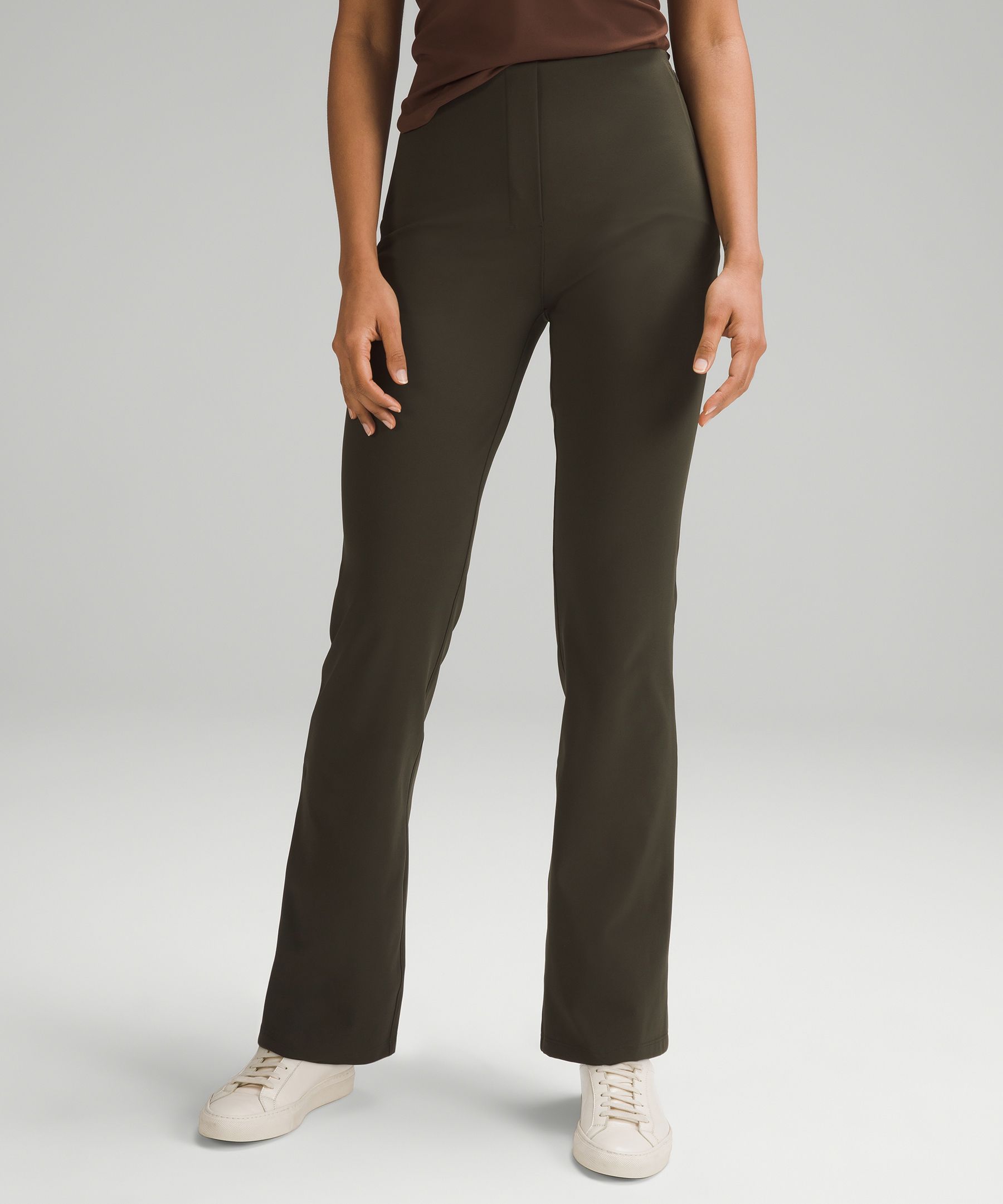 Smooth Fit Pull-On High-Rise Pant