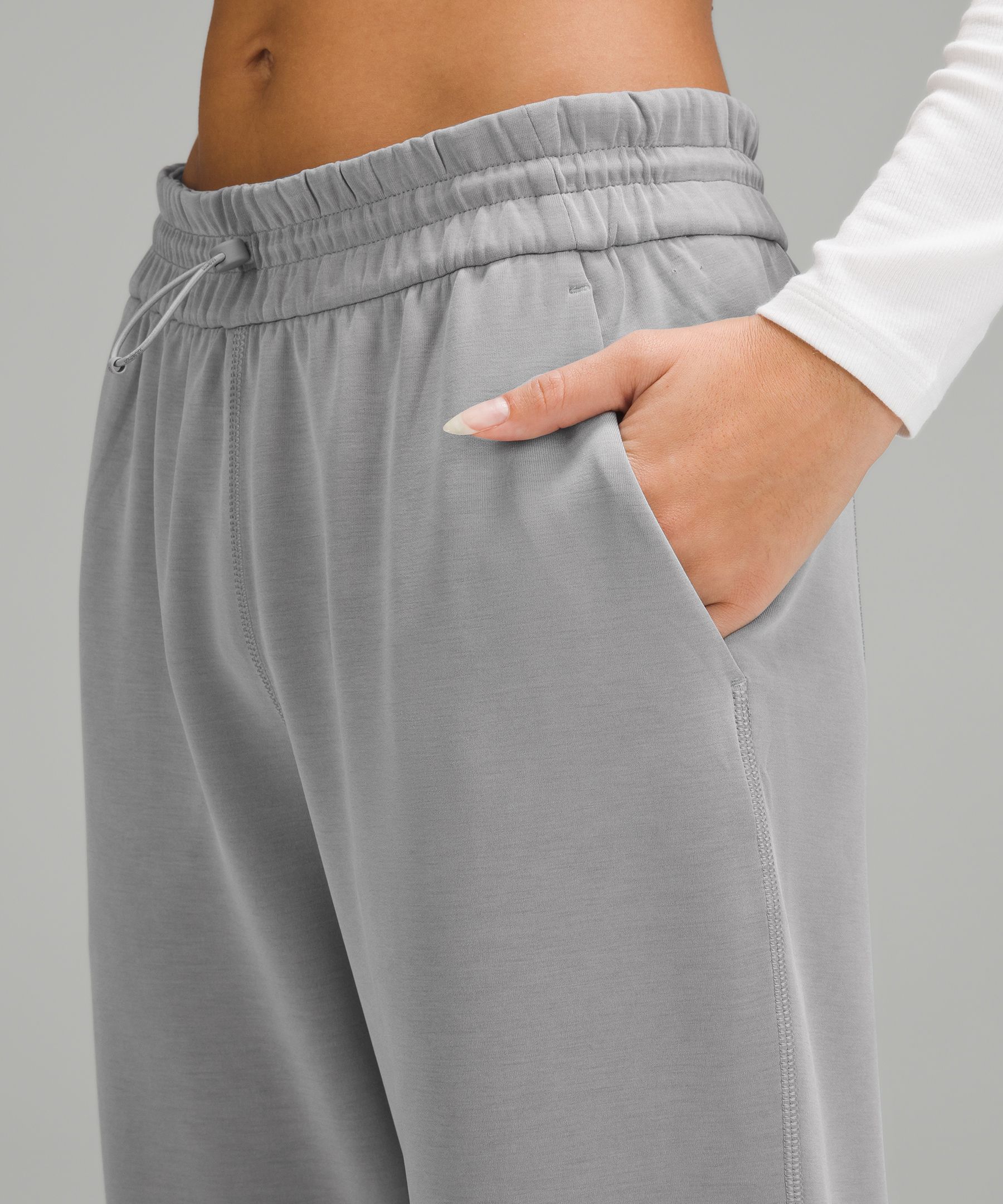 Softstreme High-Rise Pant Regular Softstreme 垂坠长裤超值好货