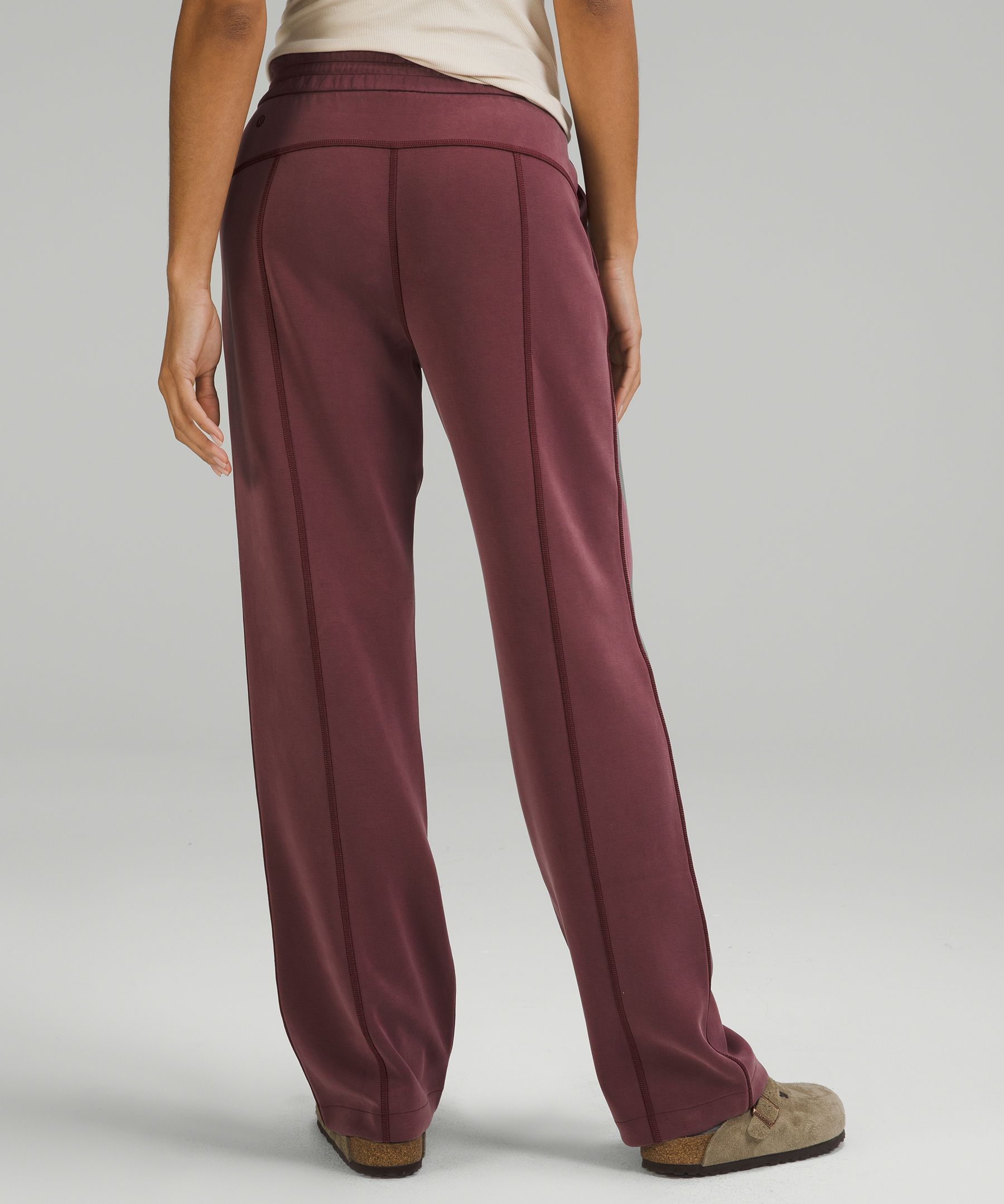 Softstreme High-Rise Pant