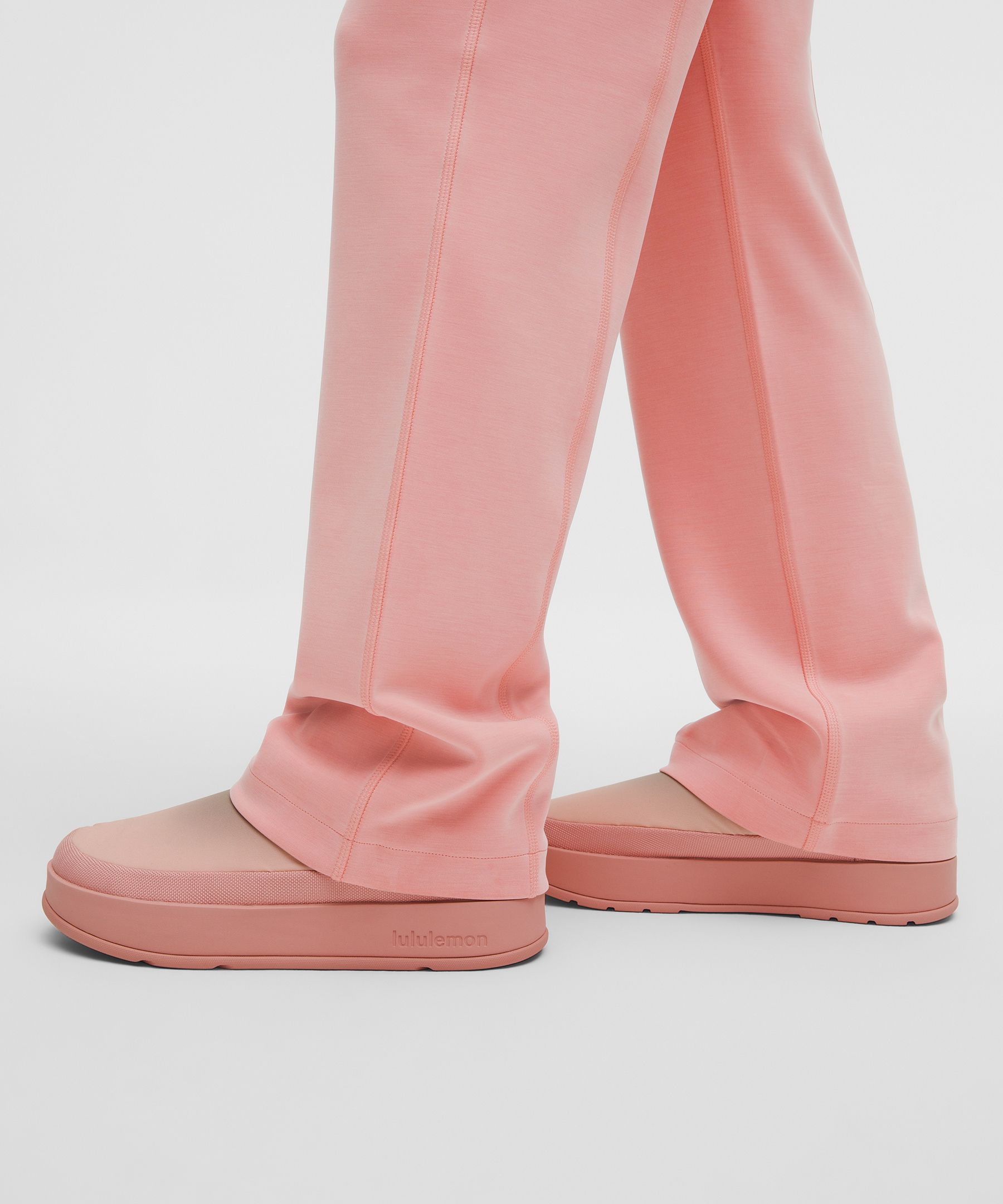 Softstreme High-Rise Pant *Regular