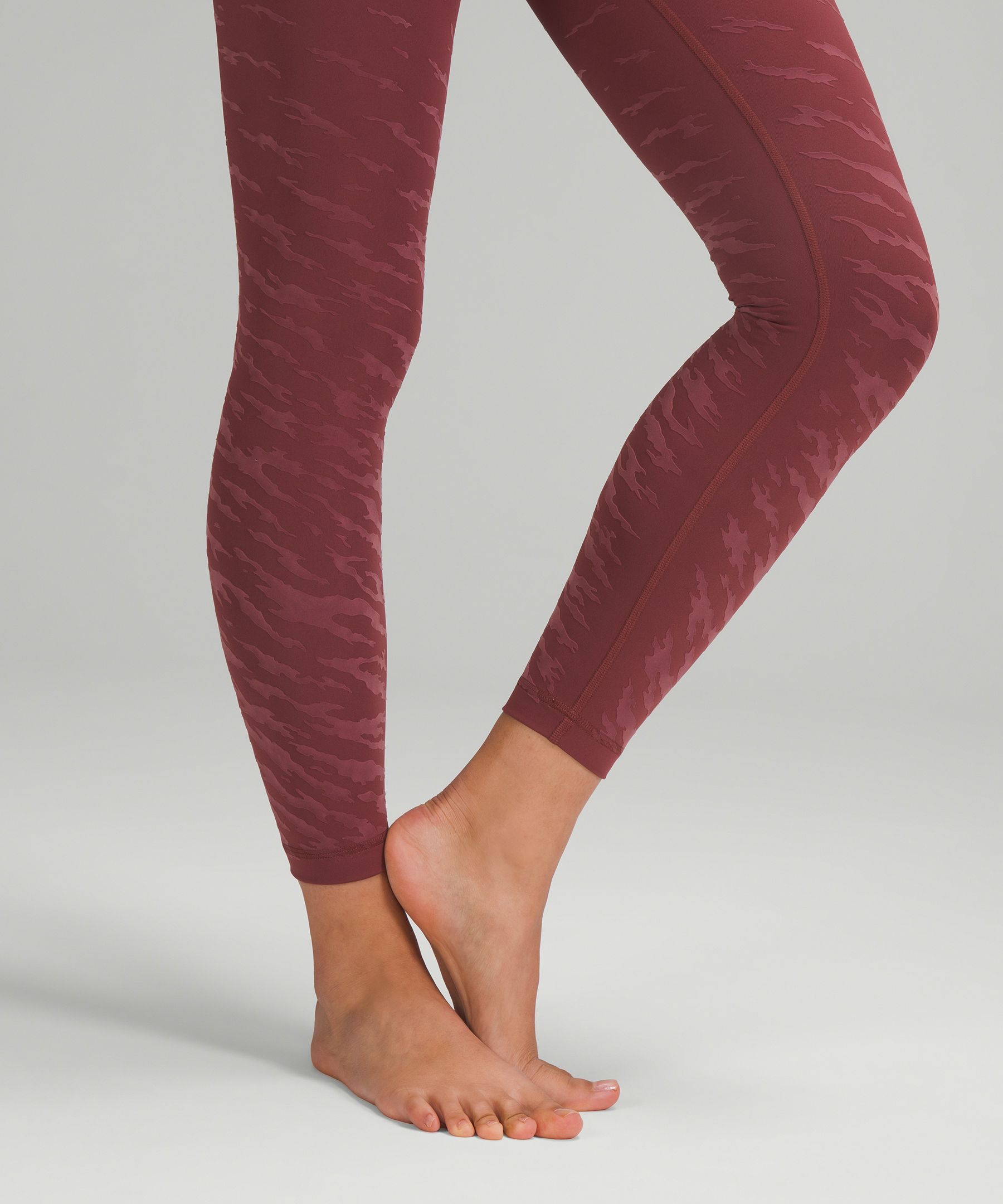 Wunder Under High-Rise Tight 24" Luxtreme *Asia Fit