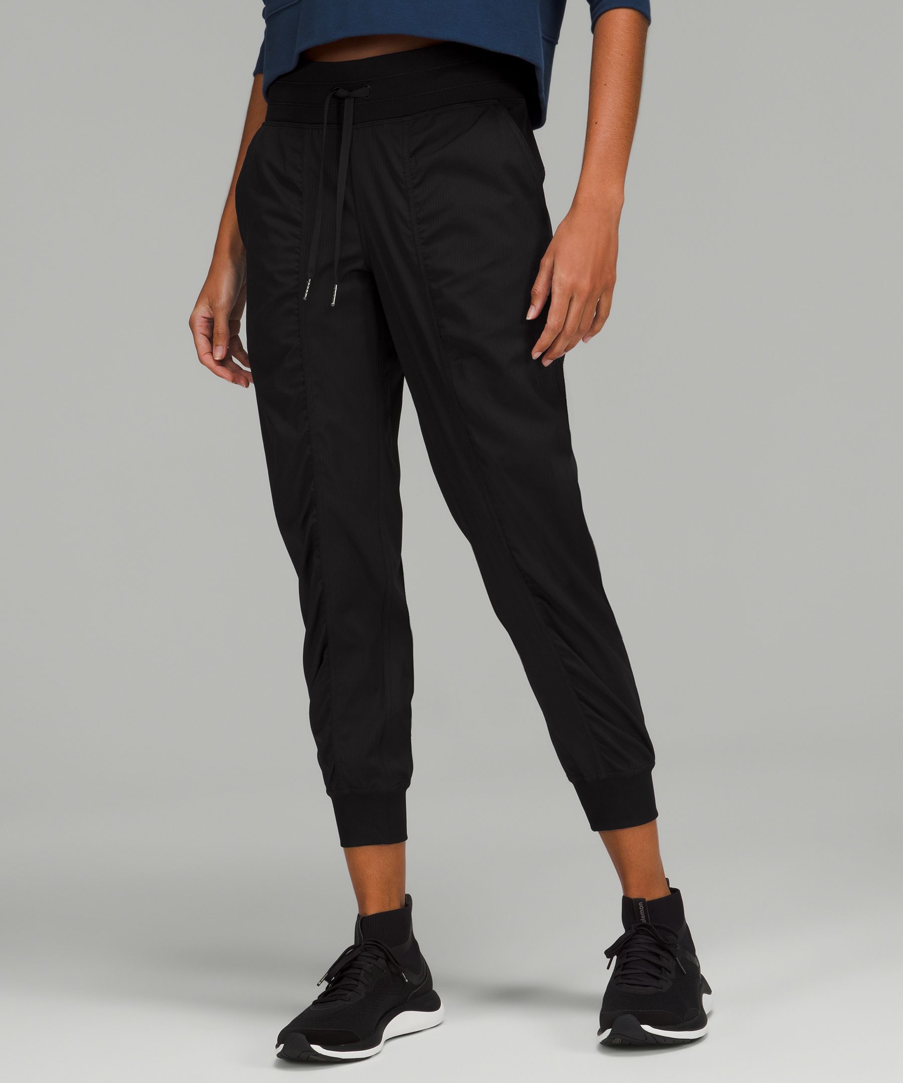 Dance Studio Mid-Rise 7/8 Jogger