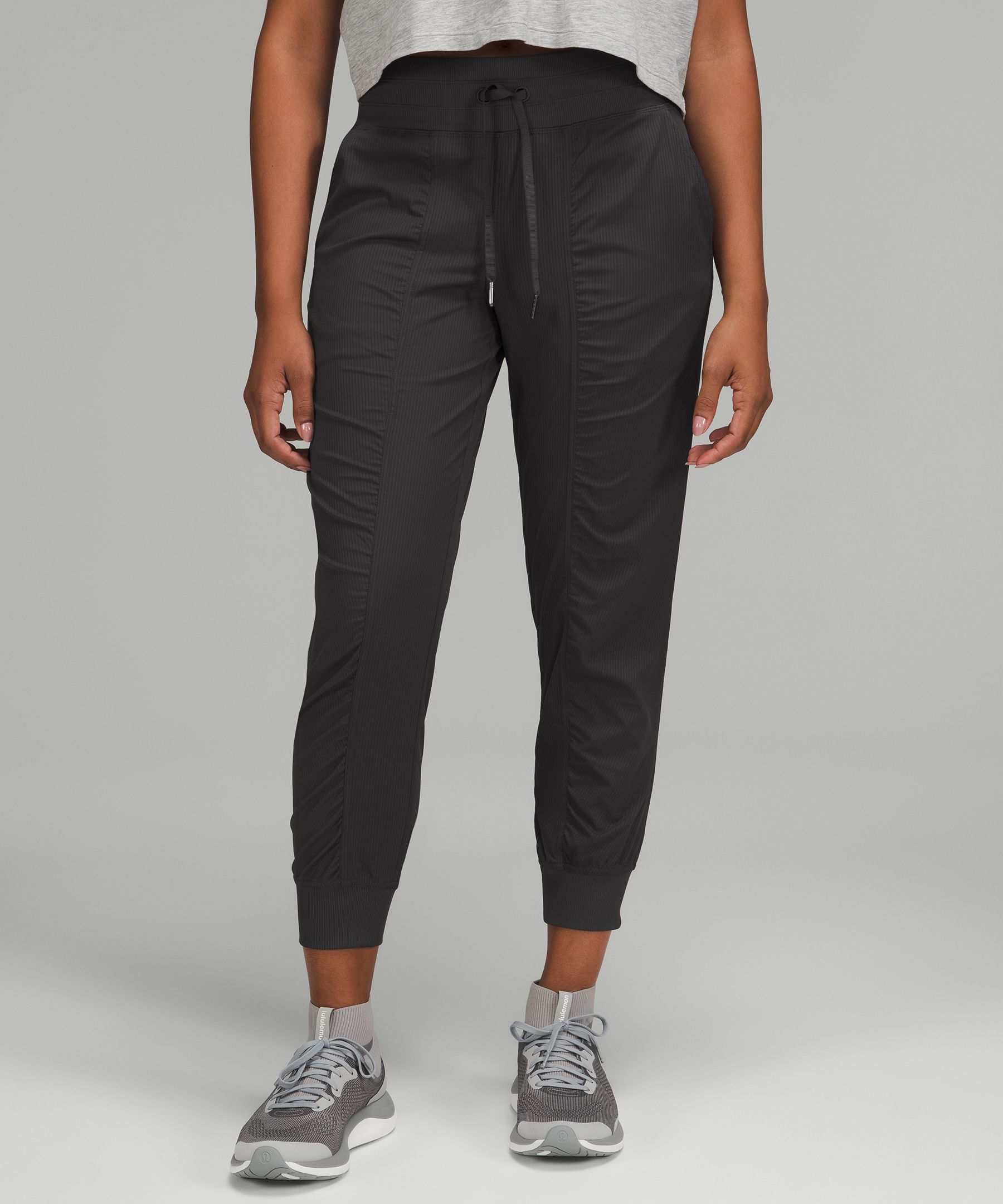 Dance Studio Mid-Rise 7/8 Jogger