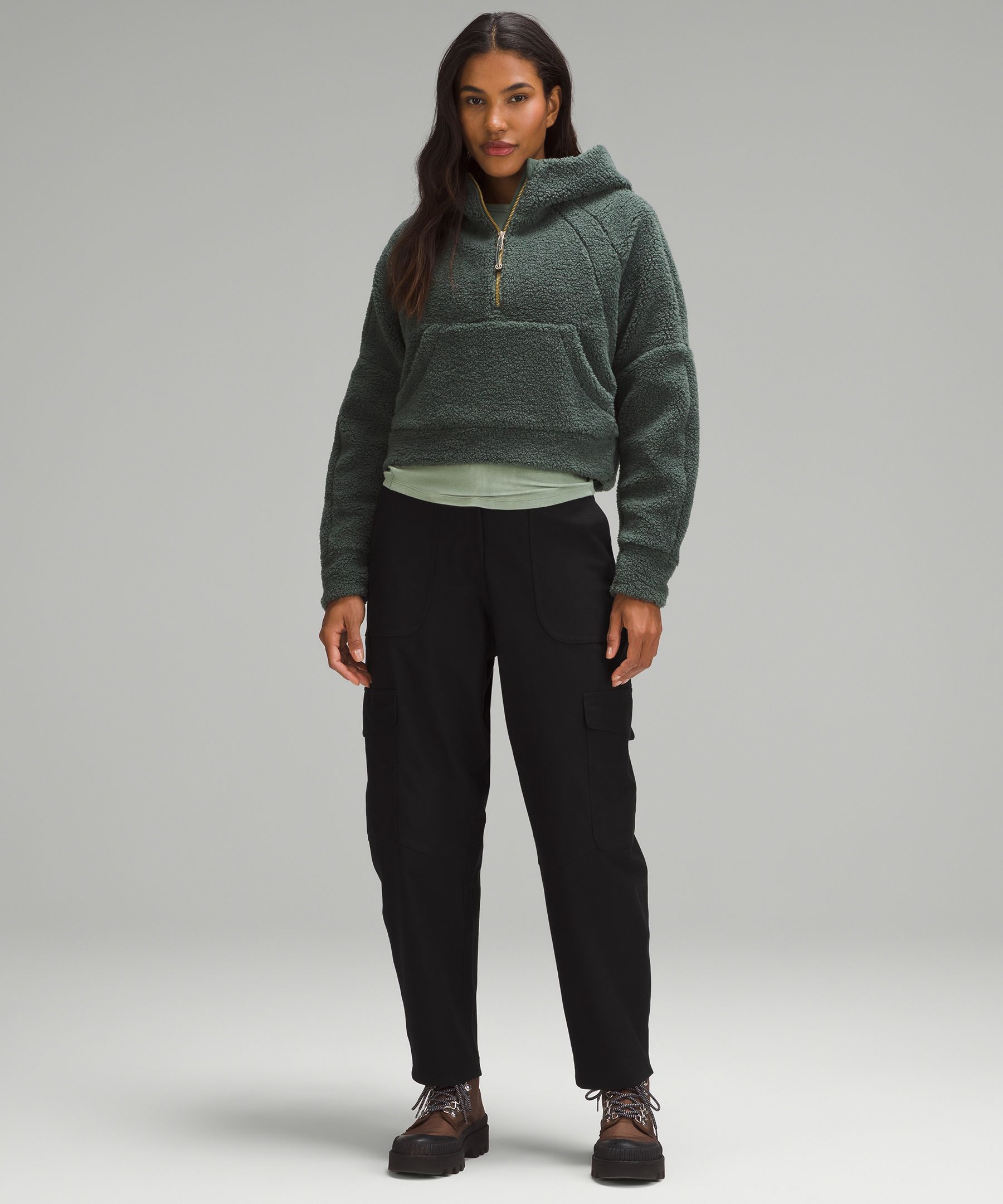 Lululemon Women Light Utilitech Cargo Pocket High-Rise Cropped