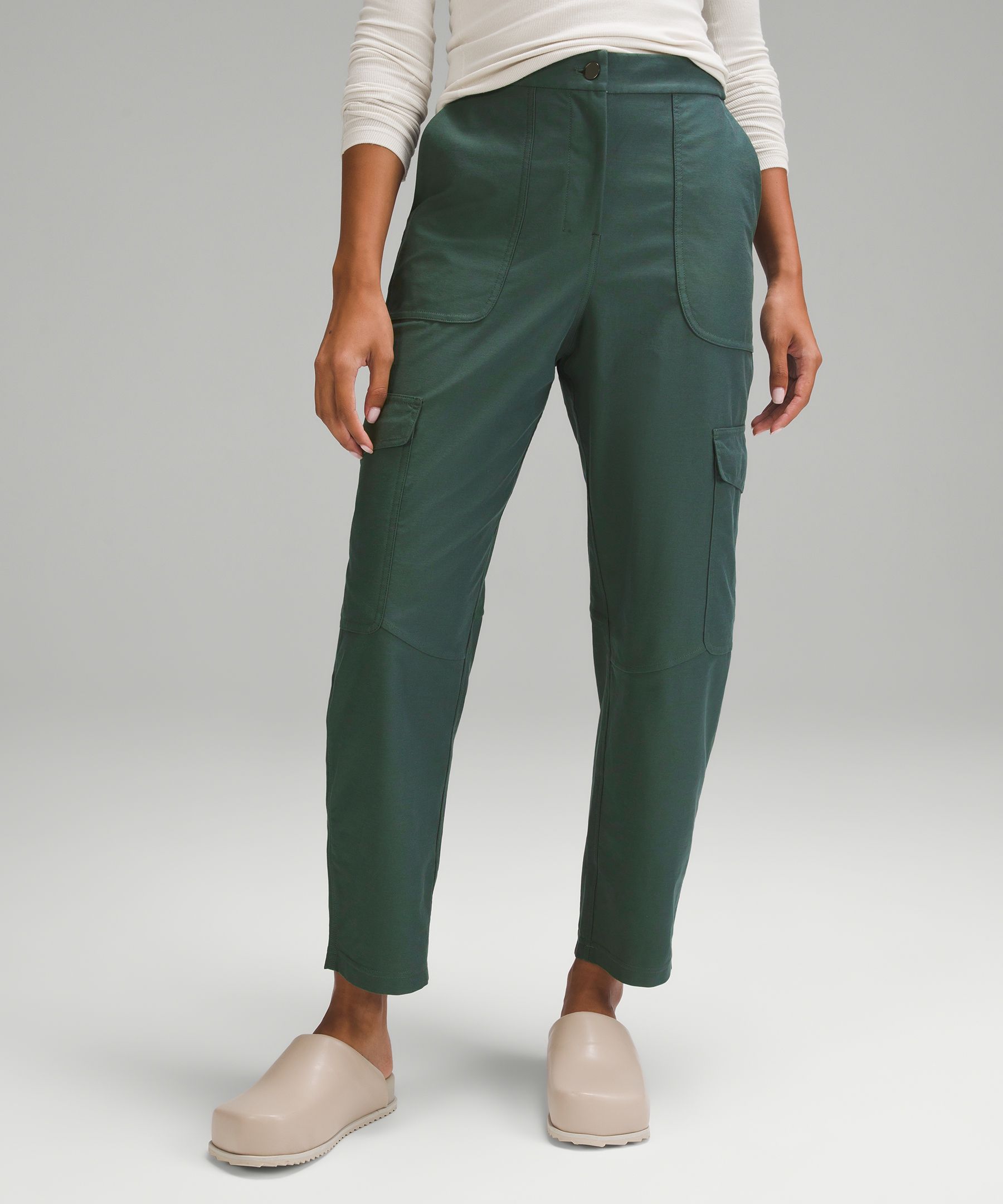 Lululemon Light Utilitech Cargo Pocket High Rise Pant - Retail $148