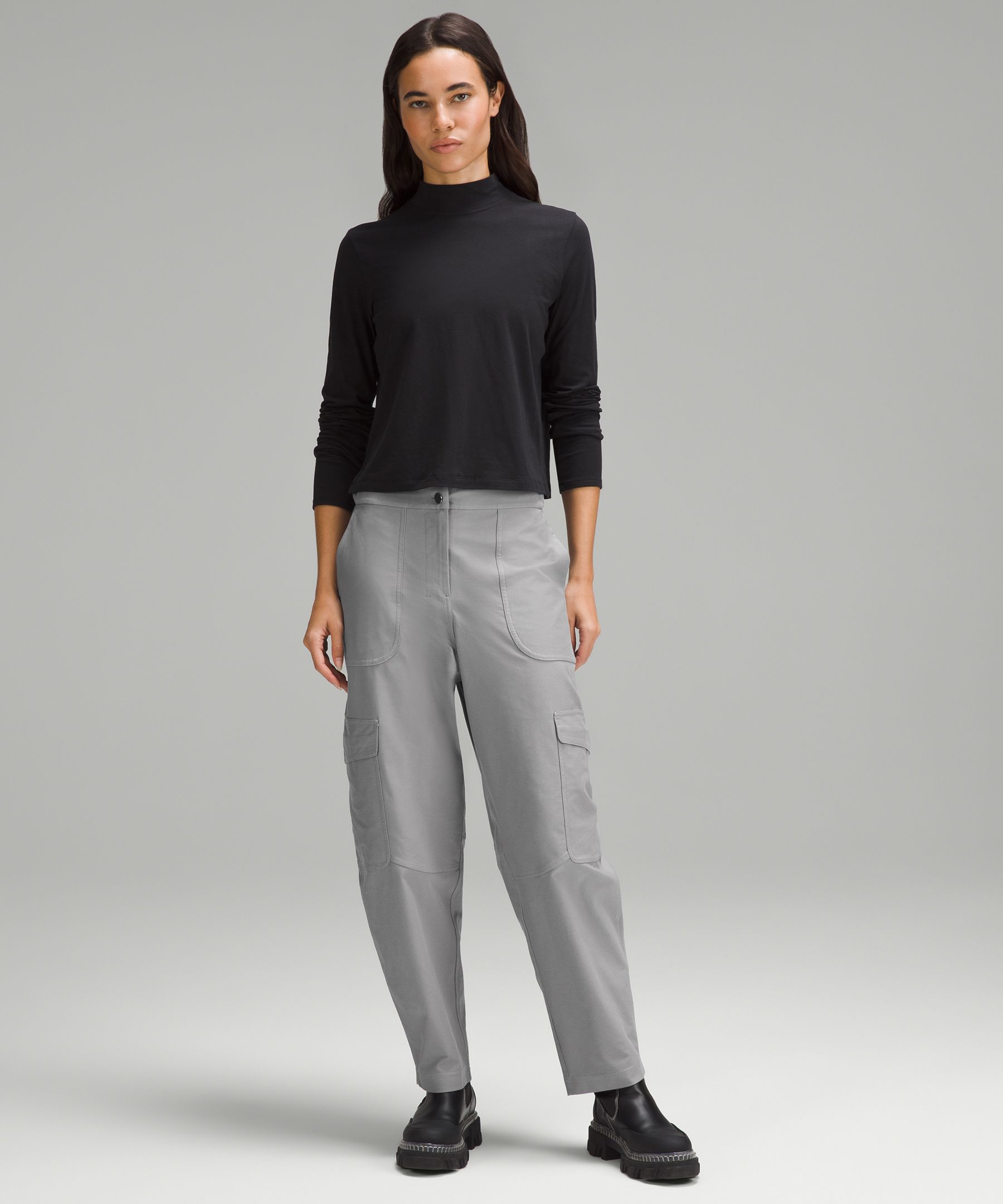 Lululemon Women Light Utilitech Cargo Pocket High-Rise Cropped