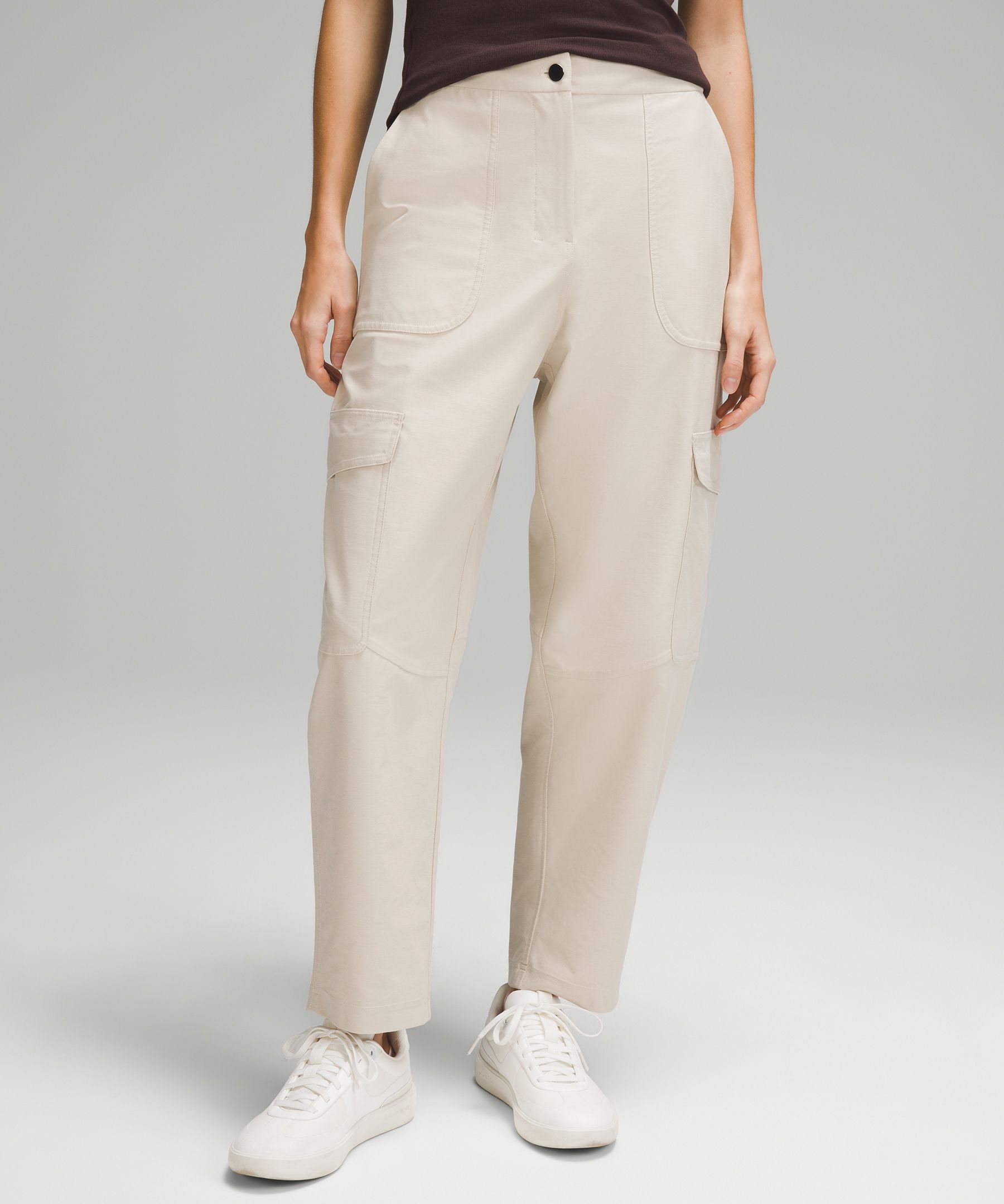 Lululemon Light Utilitech Cargo Pocket High Rise Pant - Retail $148