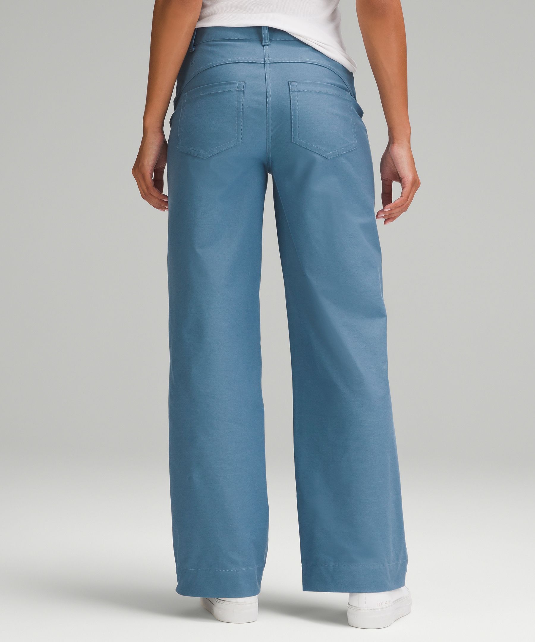 City Sleek 5 Pocket High-Rise Wide-Leg Pant Full Length *Light