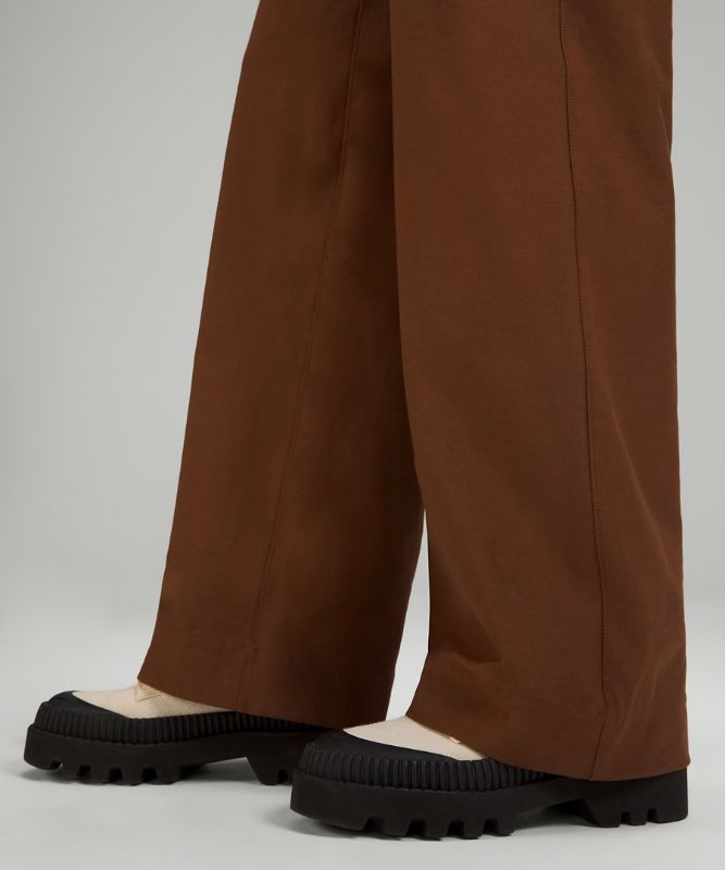 City Sleek 5 Pocket Wide-Leg High-Rise Pant *Light Utilitech