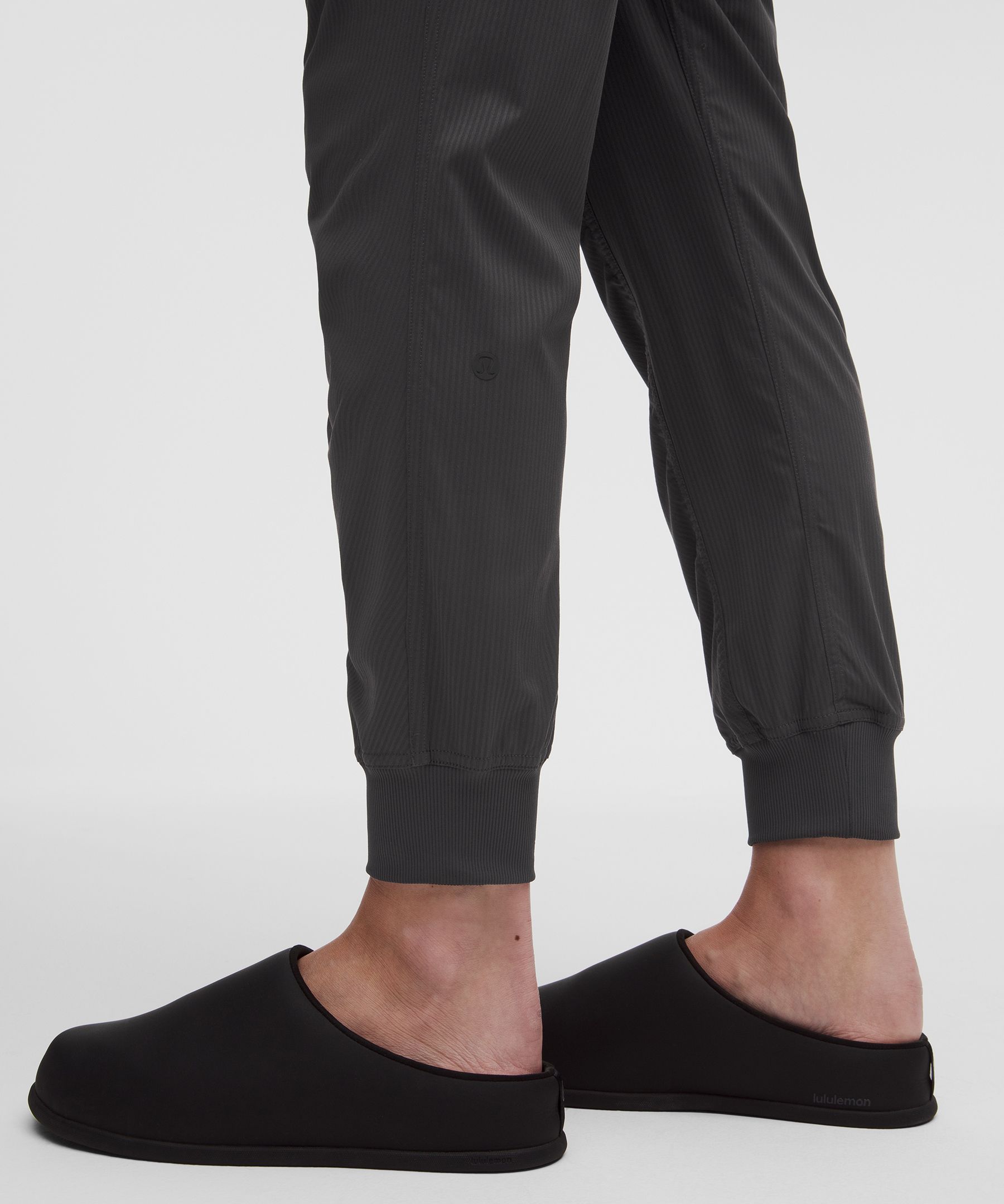 Dance Studio Mid-Rise Jogger
