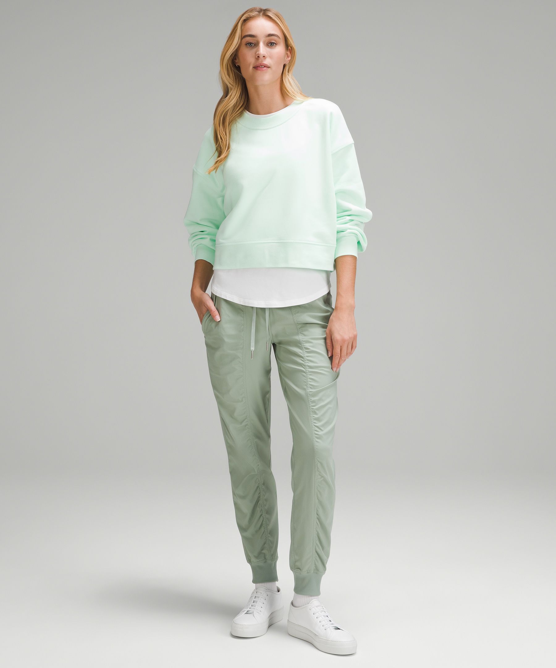 Lululemon Dance Studio Pants Green Size 2 - $70 (40% Off Retail