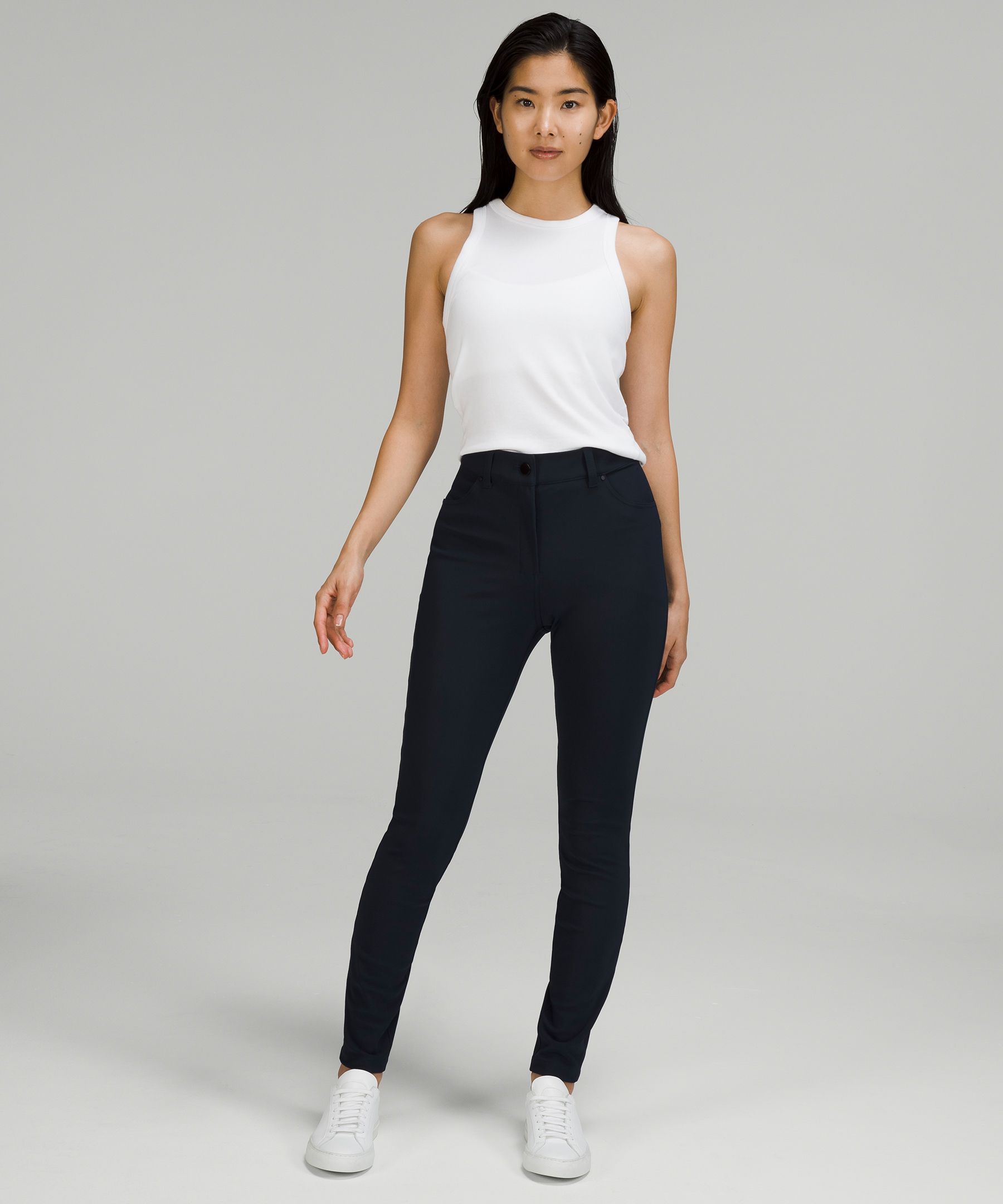 City Sleek Slim-Fit 5 Pocket High-Rise Pant 28 *Asia Fit