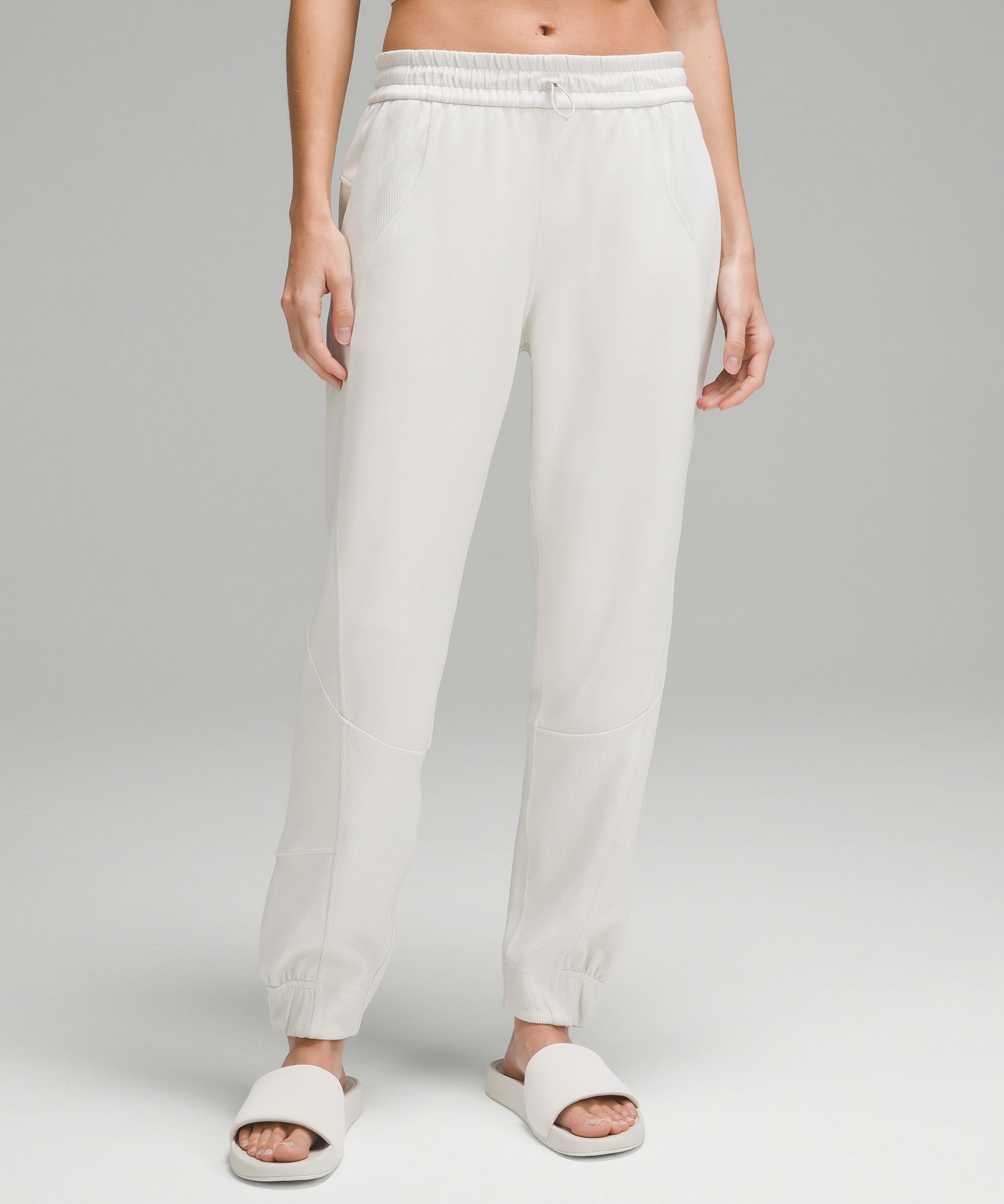 Lululemon best sale white joggers