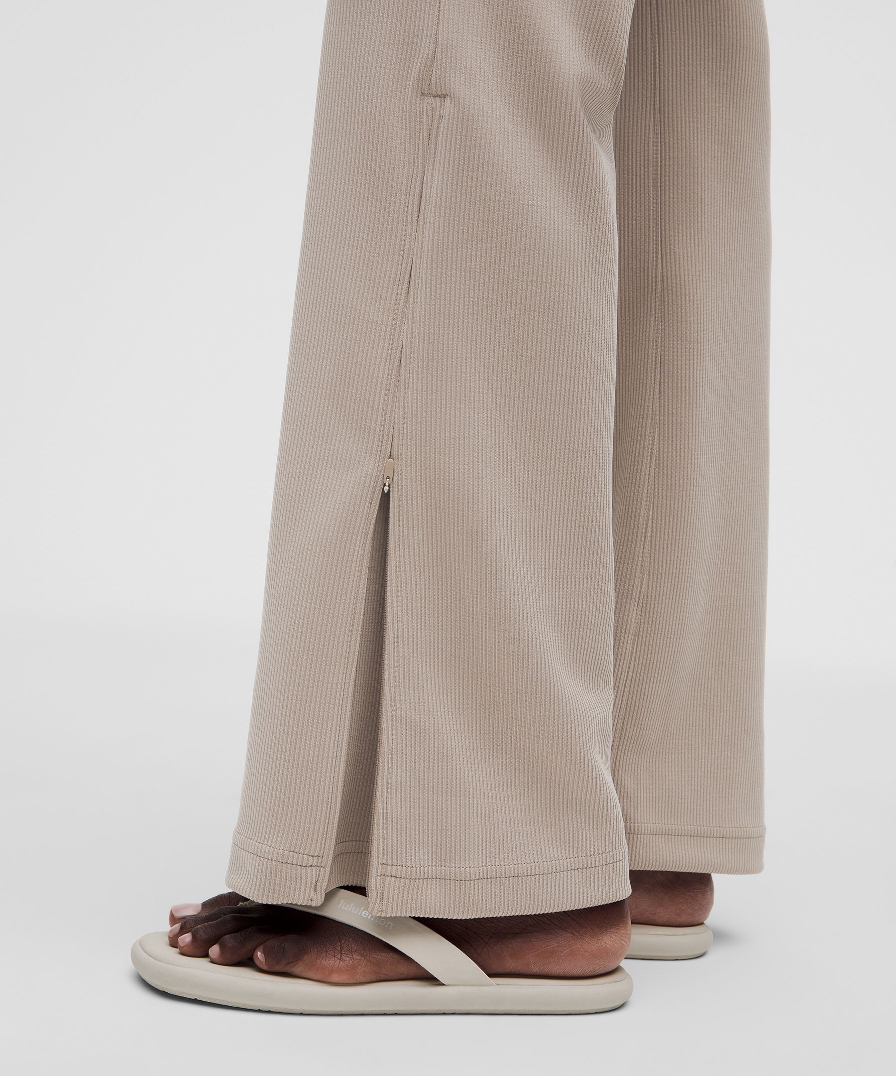 Brushed Softstreme Ribbed Zip-Flared Pant 32.5"