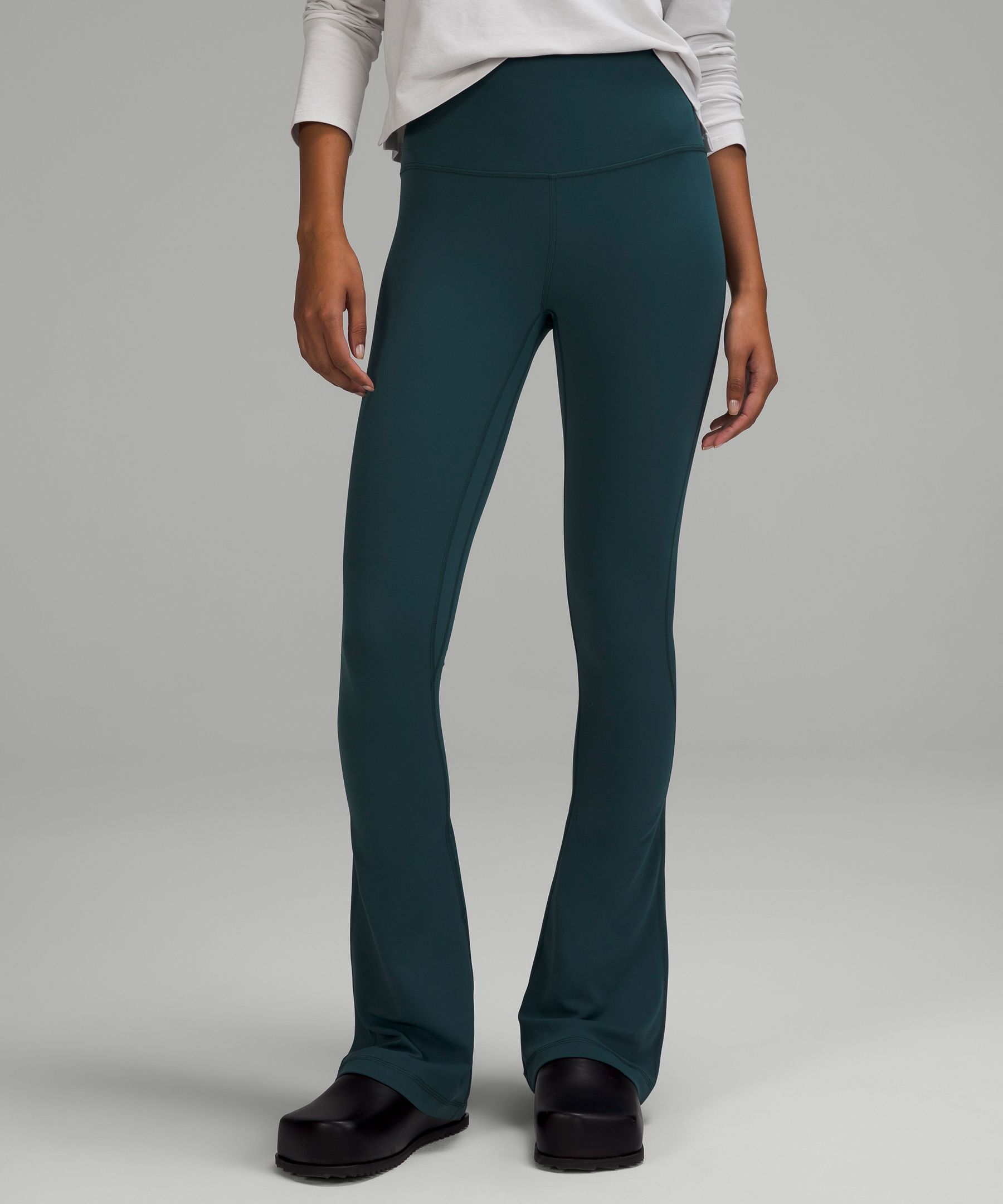 lululemons yoga pants