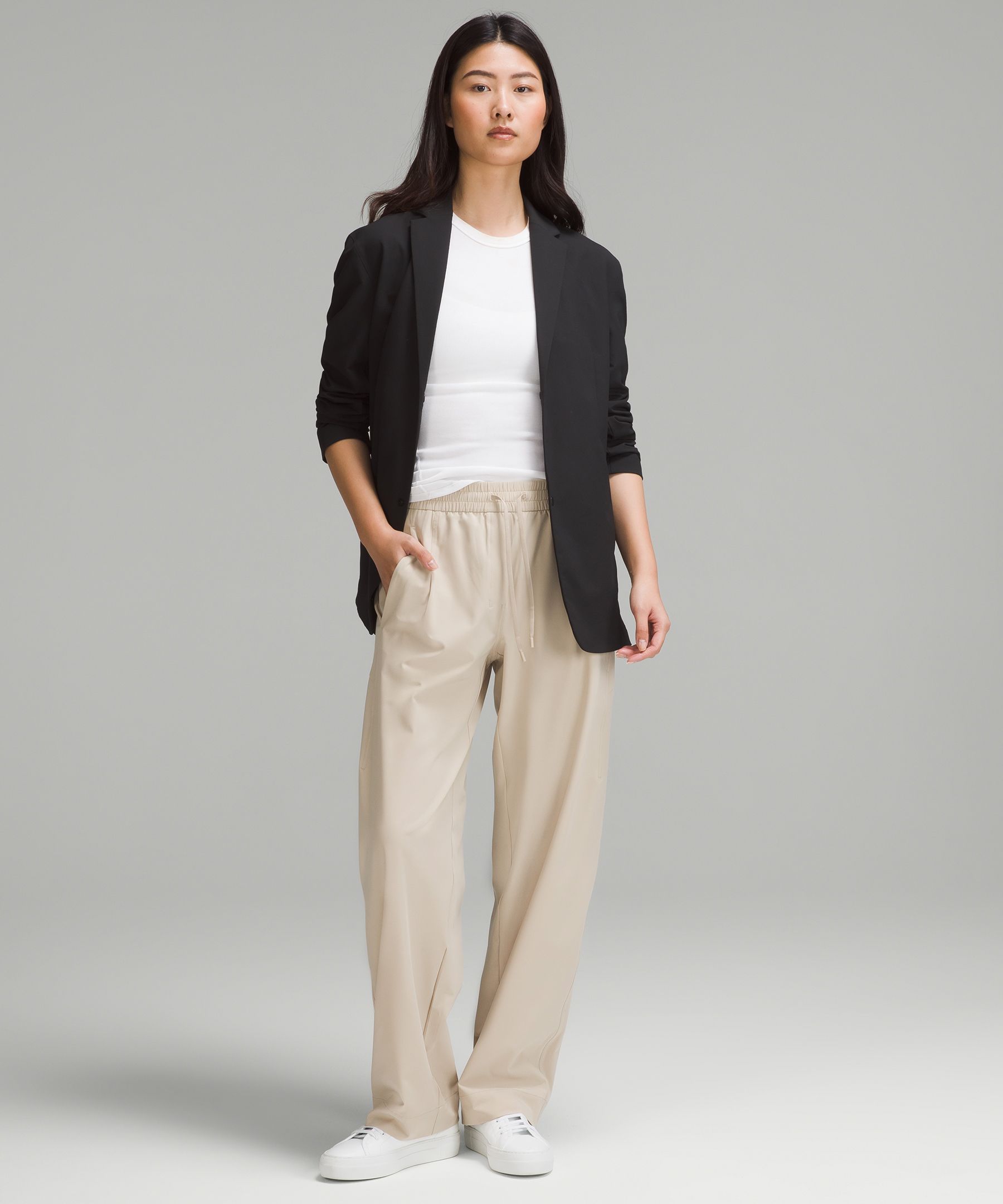 Woven Wide-Leg Mid-Rise Pant