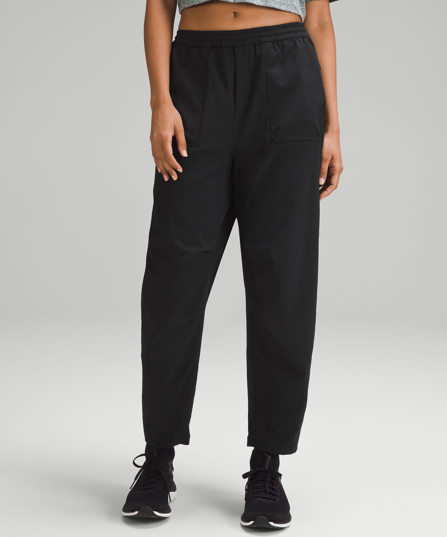 lululemon athletica, Pants & Jumpsuits, Lululemon Black Stretch Highrise  Pant Size 2