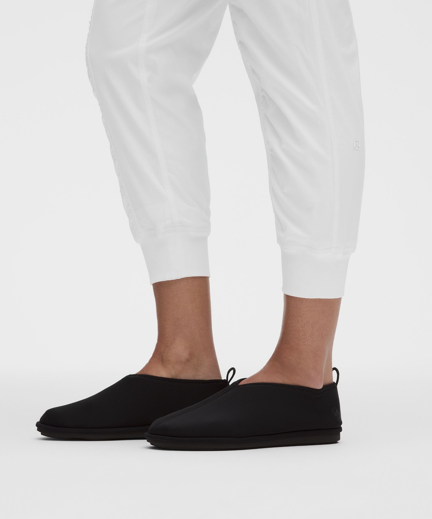 Dance Studio Mid-Rise Jogger 7/8 Length
