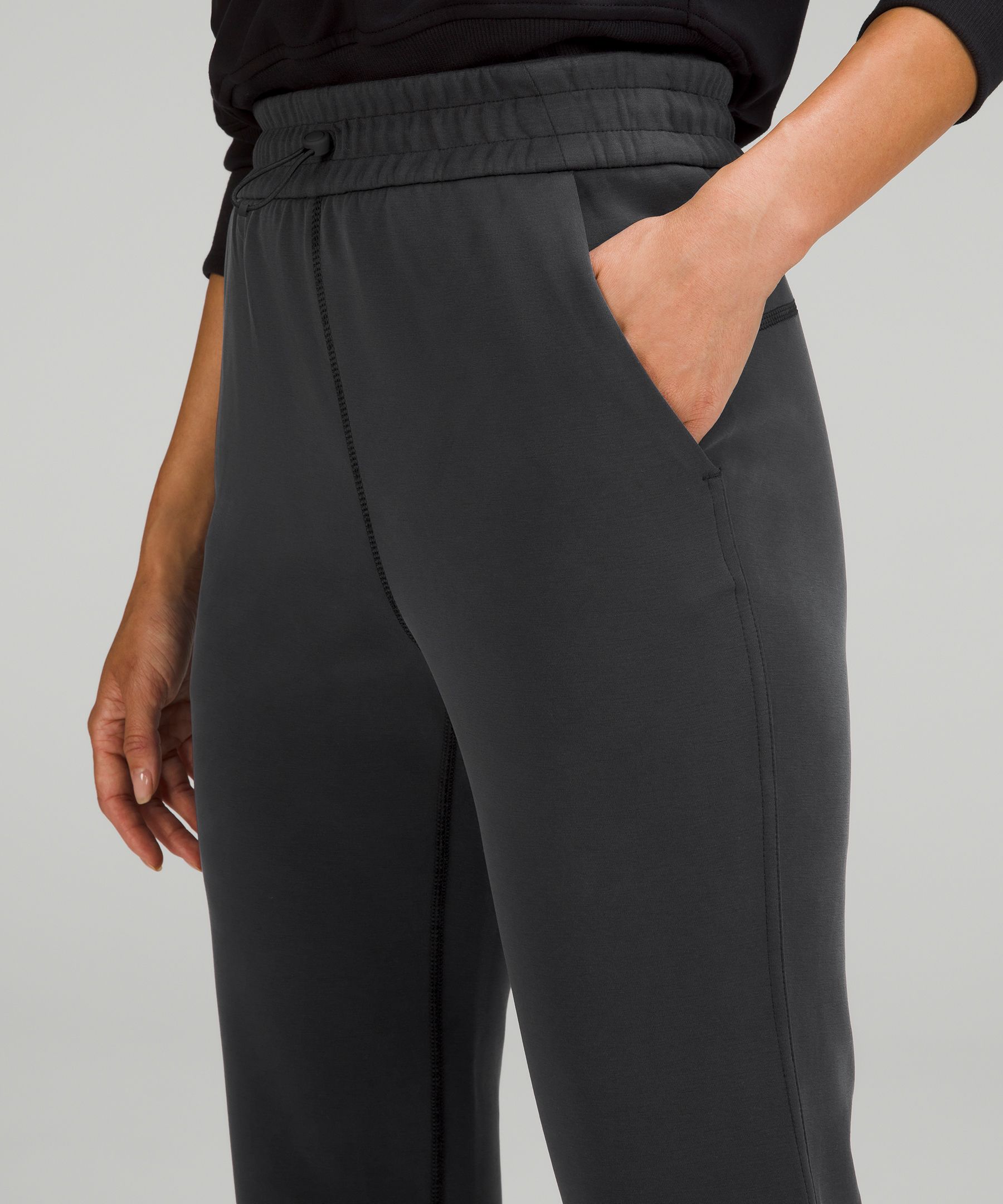 LULULEMON, Softstreme High-Rise Pants *Asia Fit