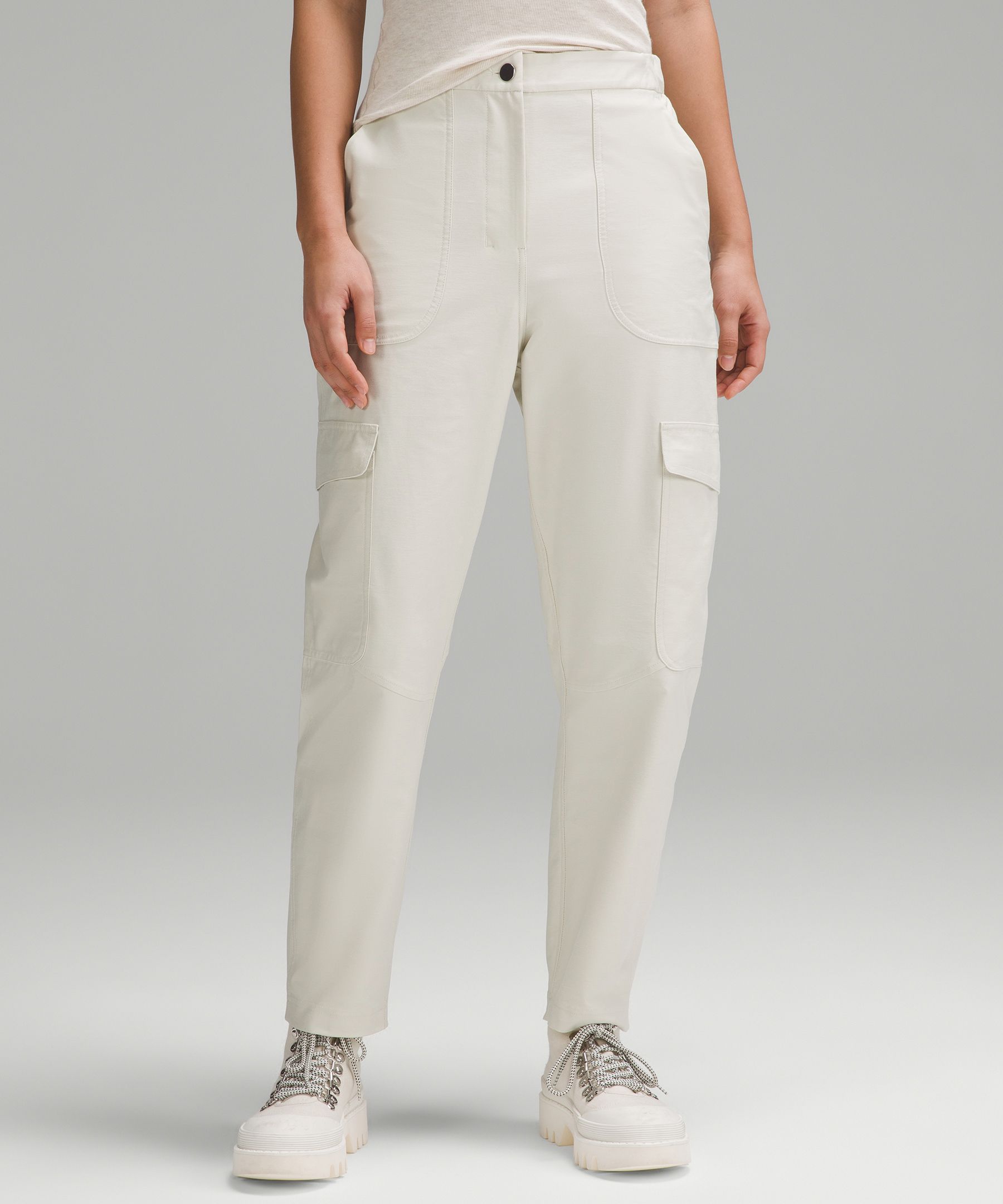 Women's Stretch Woven Tapered Cargo Pants - All in Motion Light