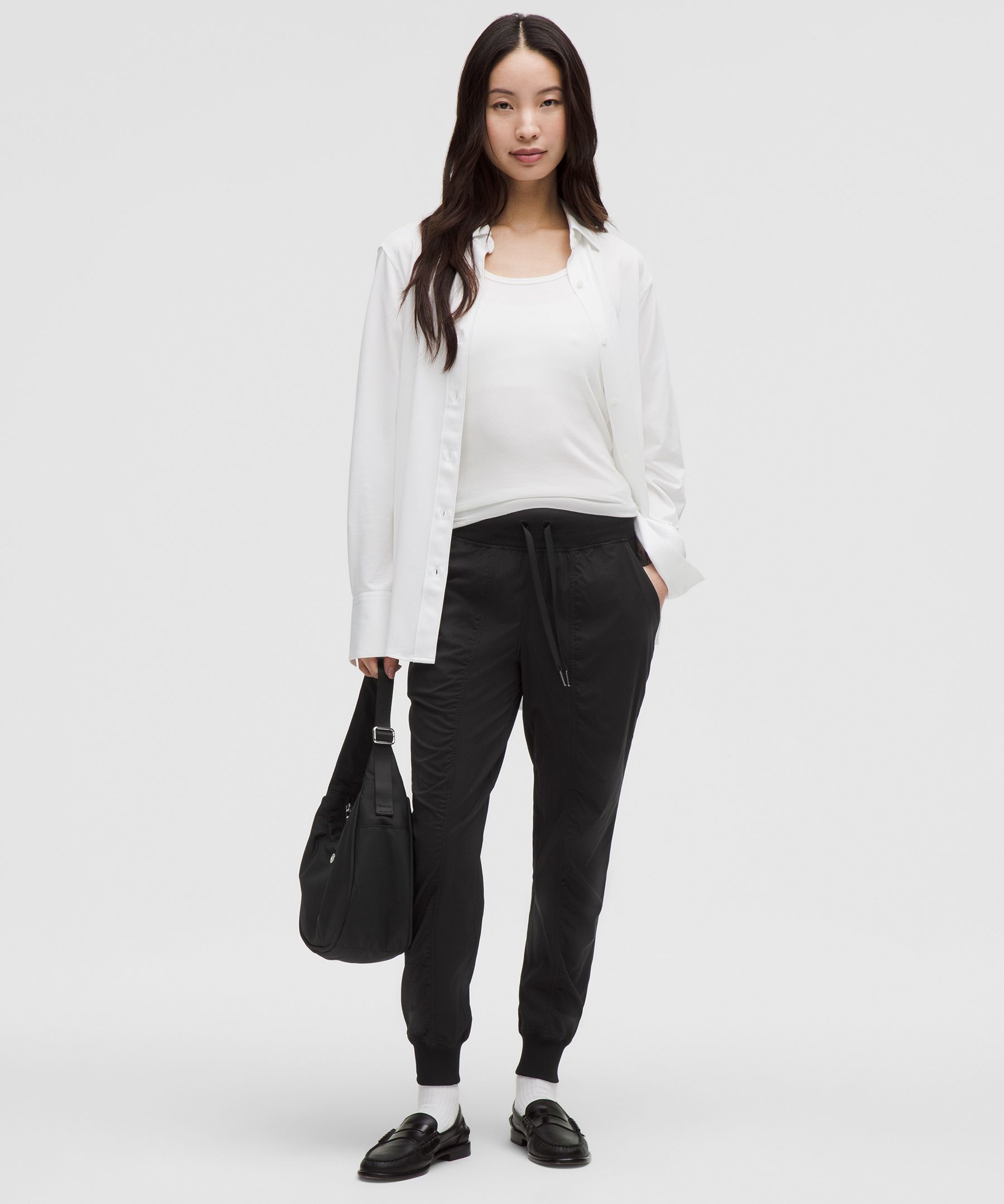 Dance Studio Mid-Rise Jogger *Asia Fit