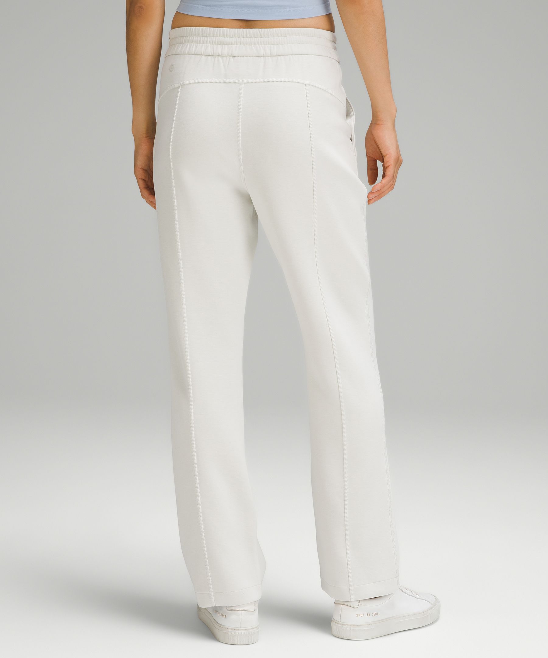 LULULEMON, Softstreme High-Rise Pants *Asia Fit