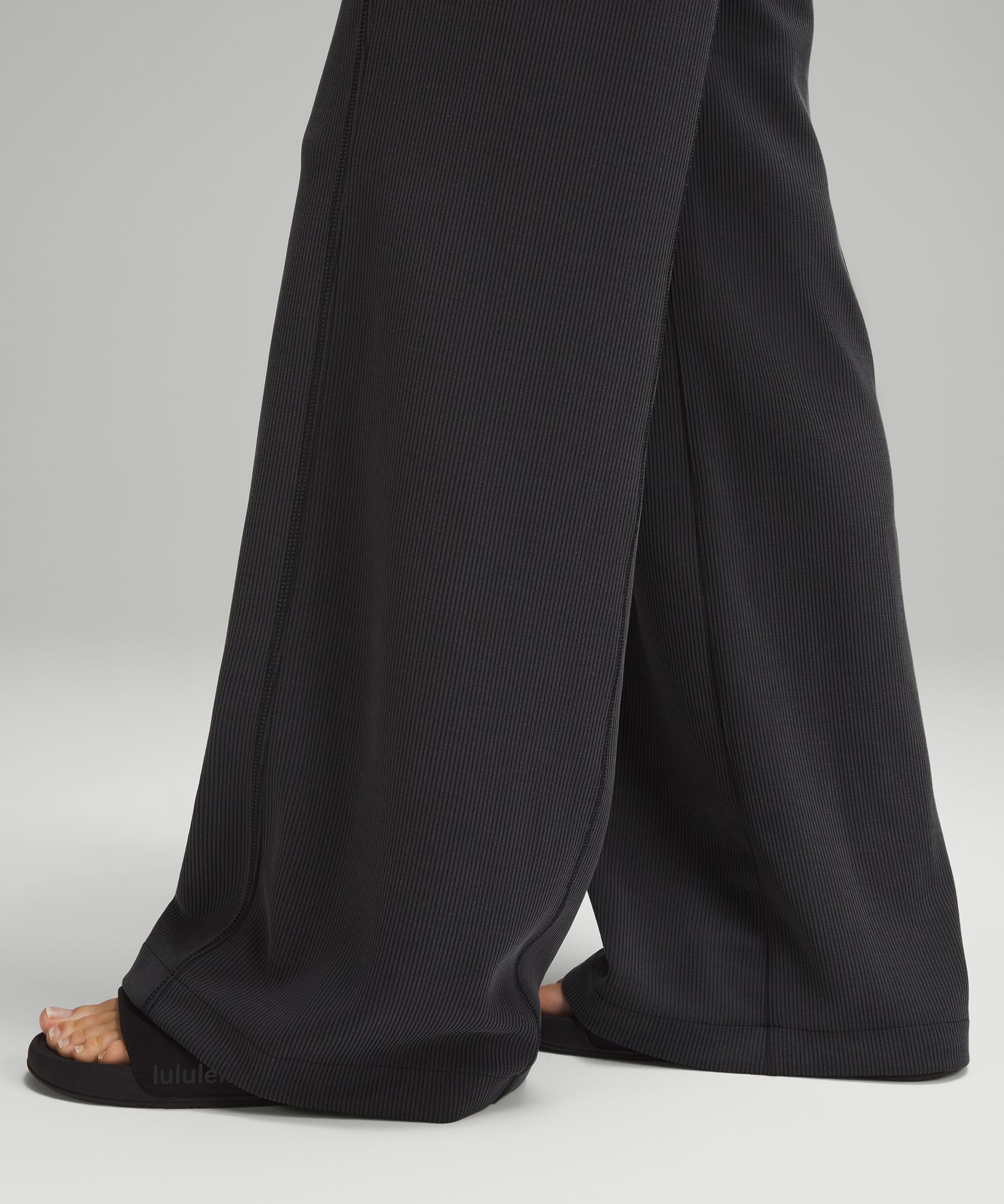 Lululemon Can You Feel The Pleat Pant *25 - Black - lulu fanatics