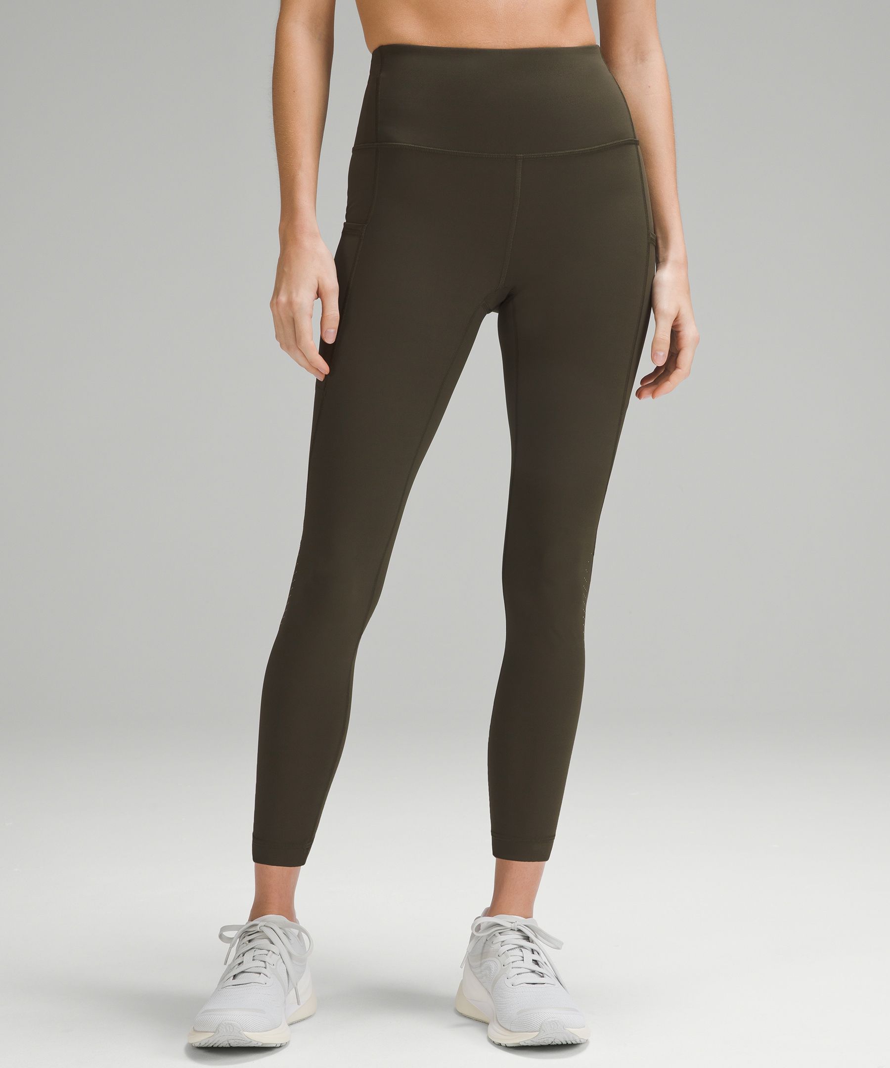 Speed Wunder high beam reflective leggings and Cosmic Pink Neck