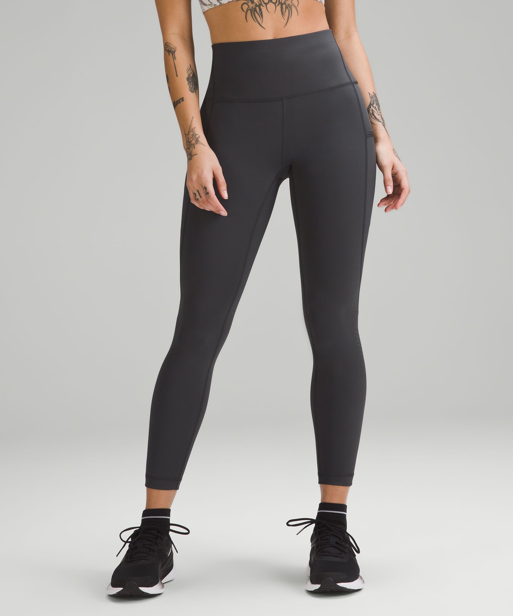 lululemon - Lululemon 'tight stuff' reflective leggings on Designer Wardrobe