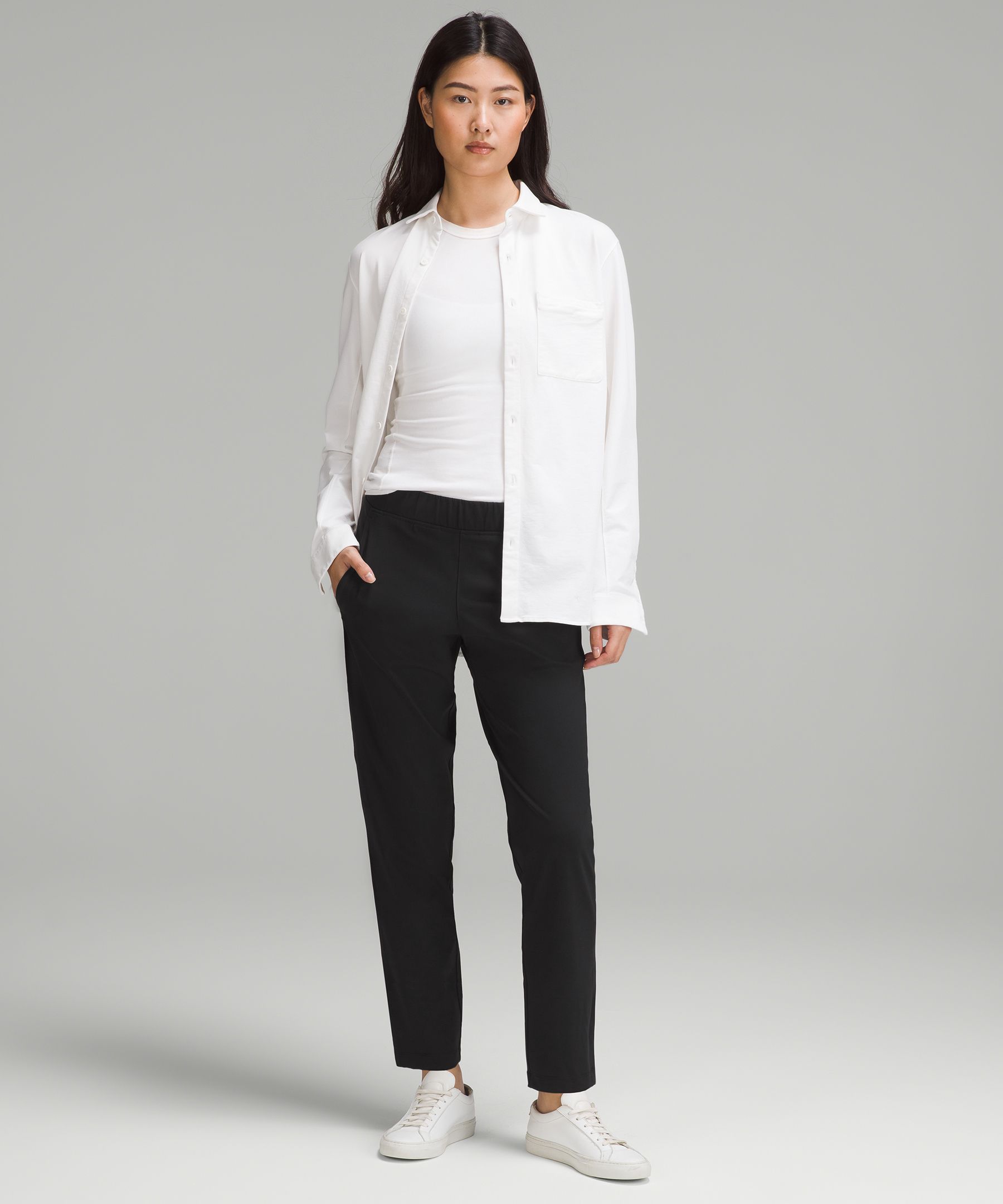 Luxtreme Slim-Fit Pull-On Mid-Rise Pant