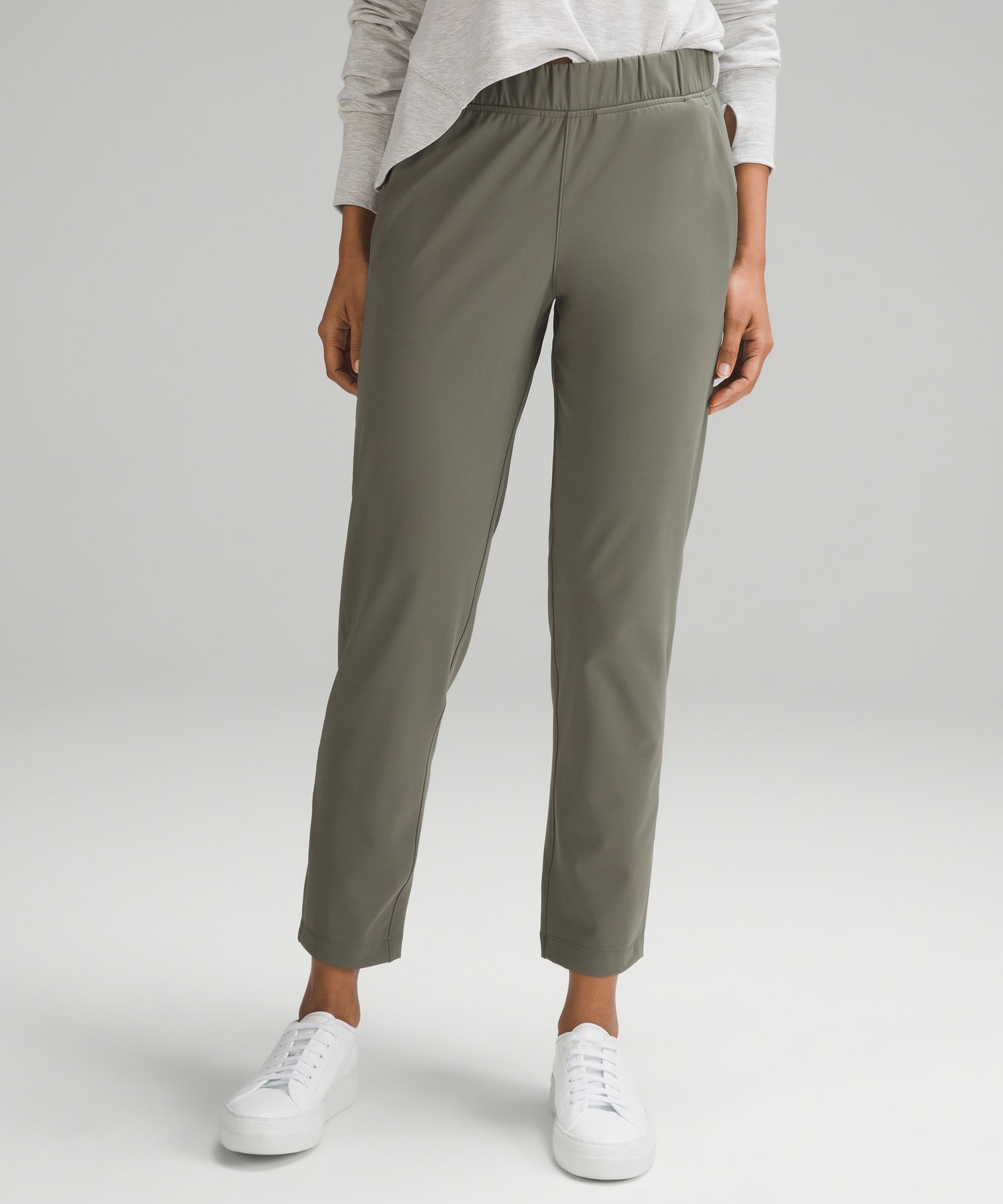 Luxtreme Slim-Fit Pull-On Mid-Rise Pant