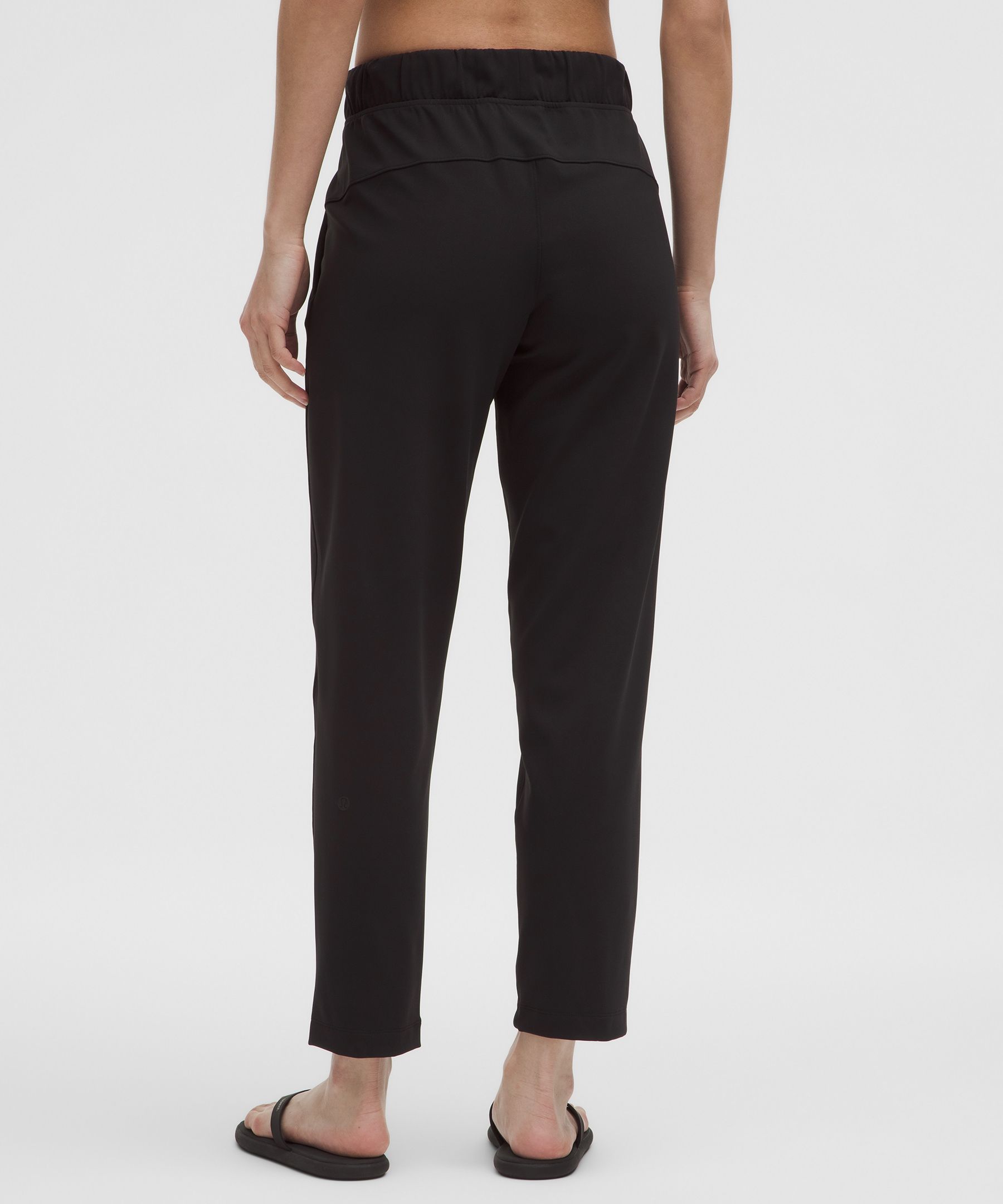 Asia mid-rise slim pant - black / short / xsmall