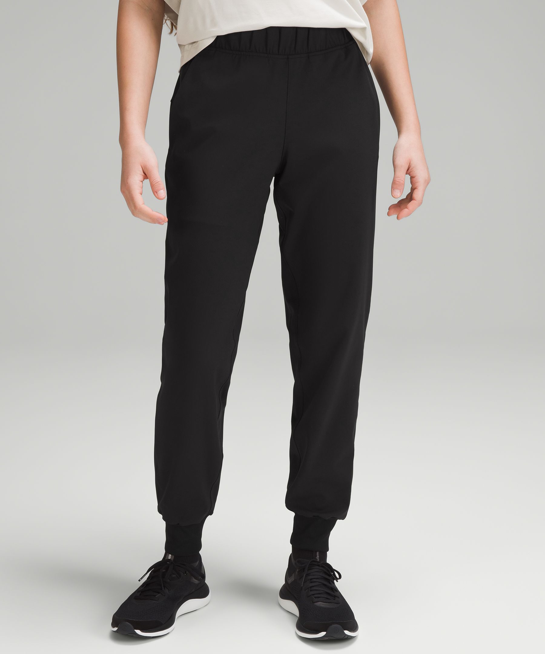 Luxtreme Slim-Fit Mid-Rise Jogger