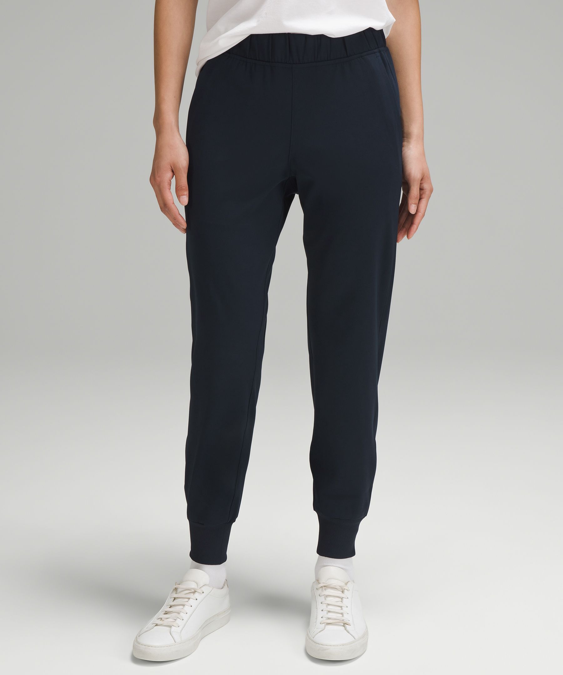 Luxtreme Slim-Fit Mid-Rise Jogger