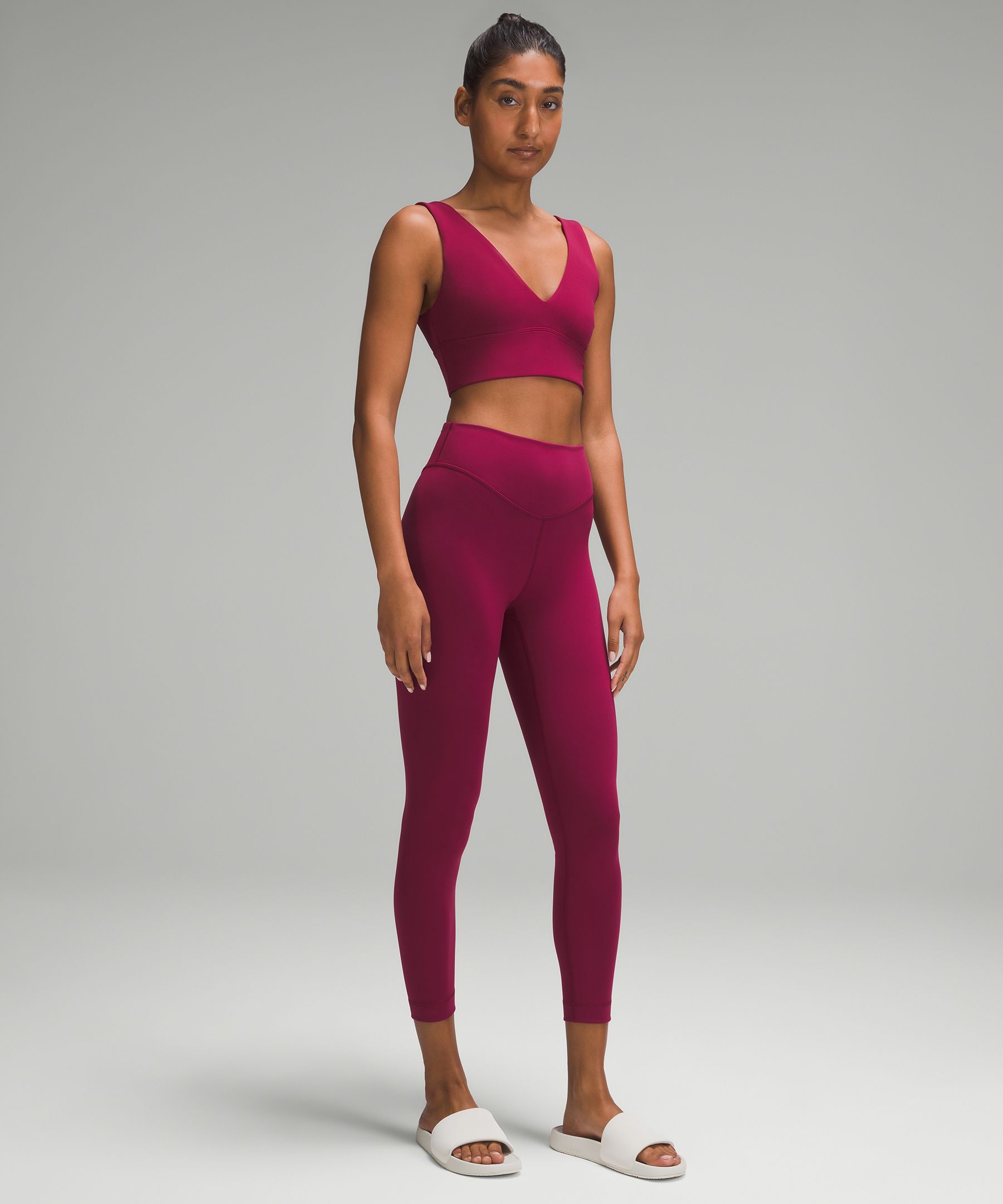 Tek gear womans matching yoga top with built in bra & yoga capri both size  m