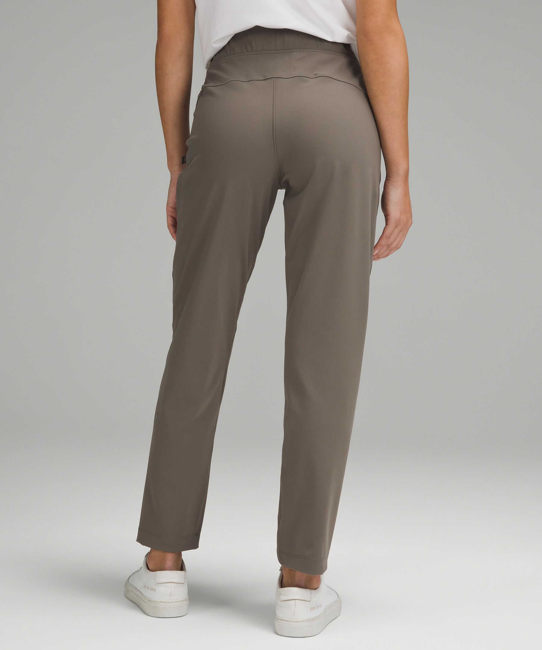 lululemon Women's Luxtreme™ Slim-Fit Pull-On Mid-Rise Pants - Asia Fit