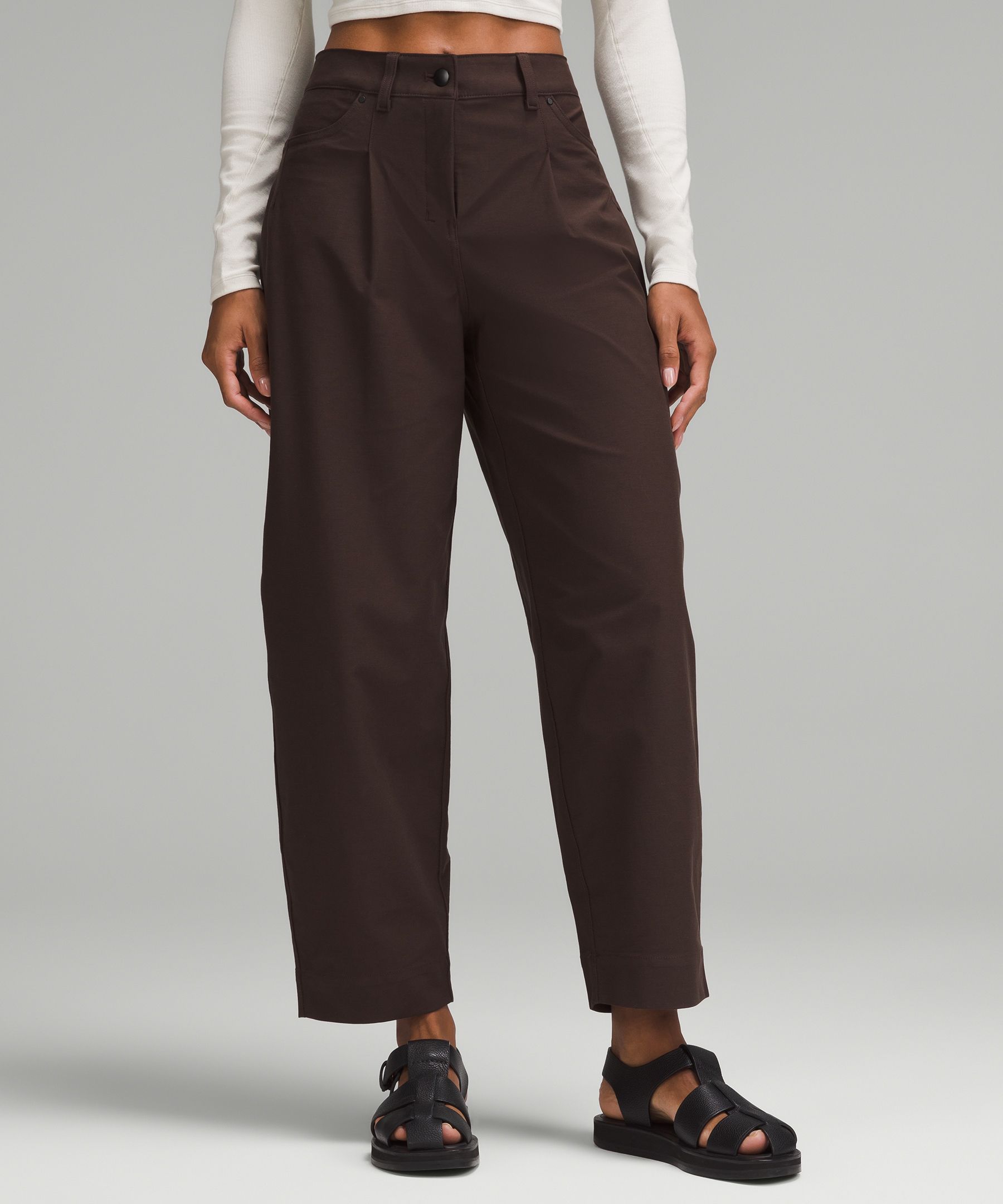 City Sleek Barrel-Leg Pant *Light Utilitech