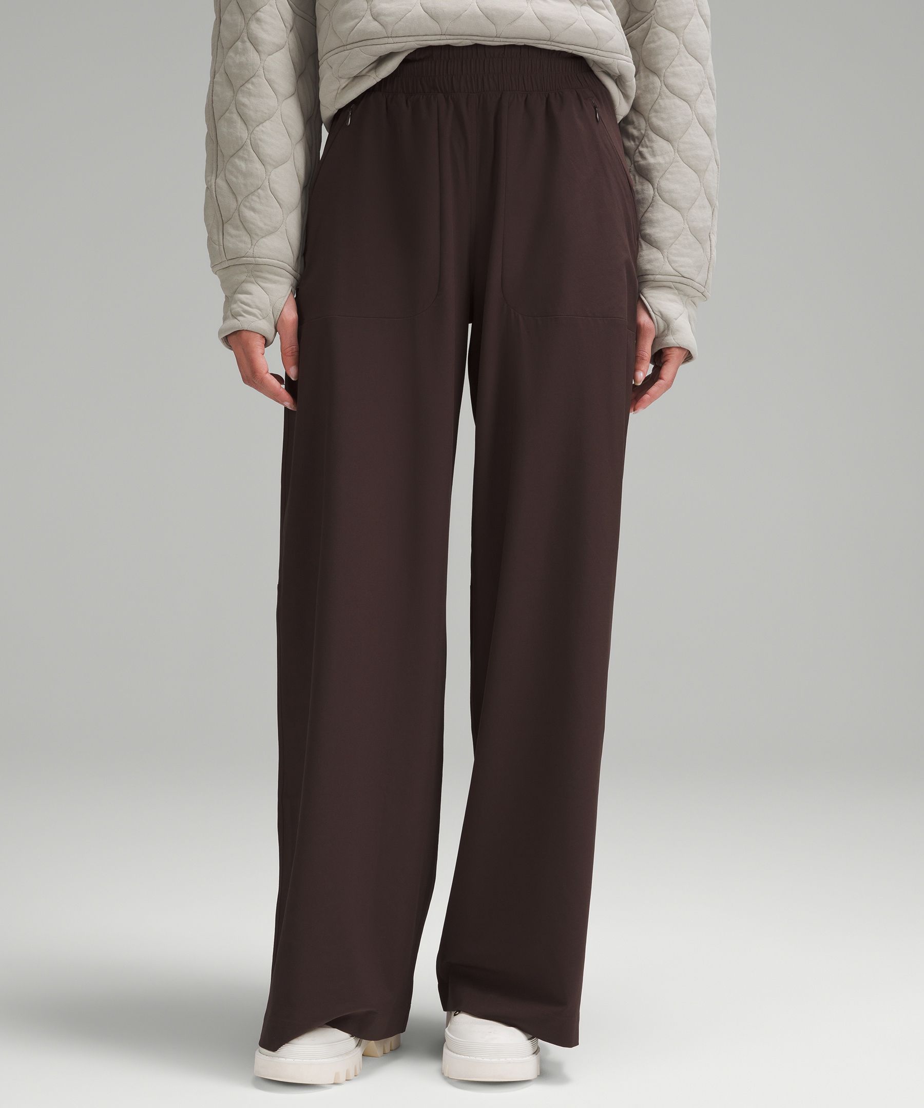 Swift Mid-Rise Wide-Leg Pant