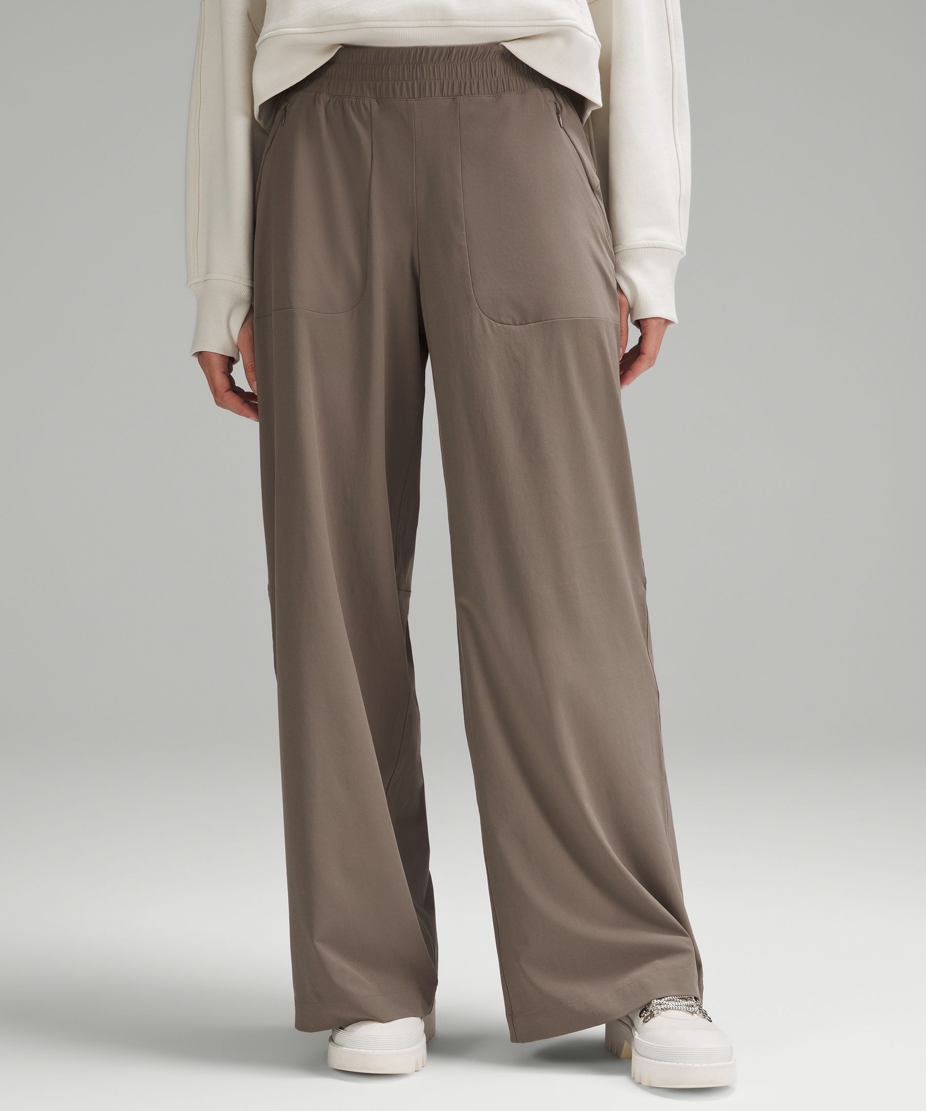 Lululemon Scuba Mid-rise Wide-leg Pants Full Length