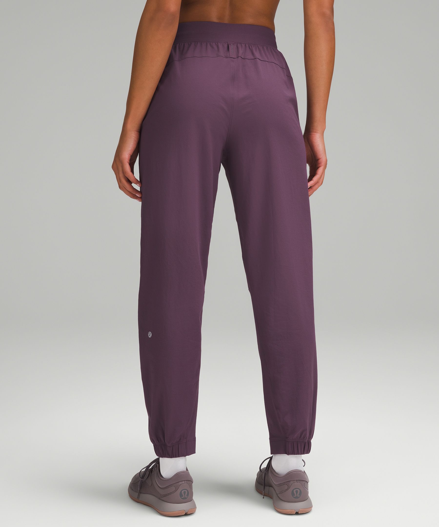 Lululemon License to Train High-Rise Pant - Medium Forest - lulu fanatics