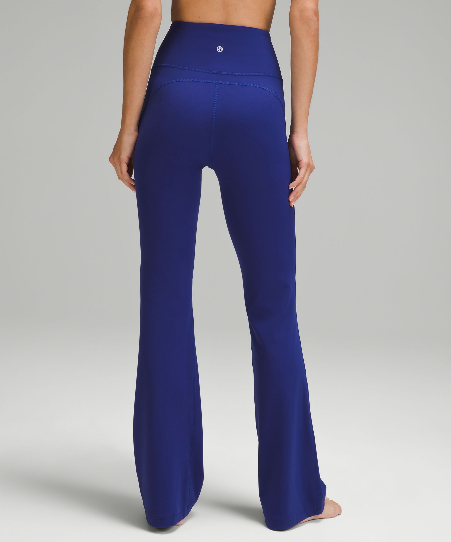 ✌️these groove super high waist flares are taking me into spring 🌿☀️  (color is wild indigo!) 🤍🦋✨ : r/lululemon