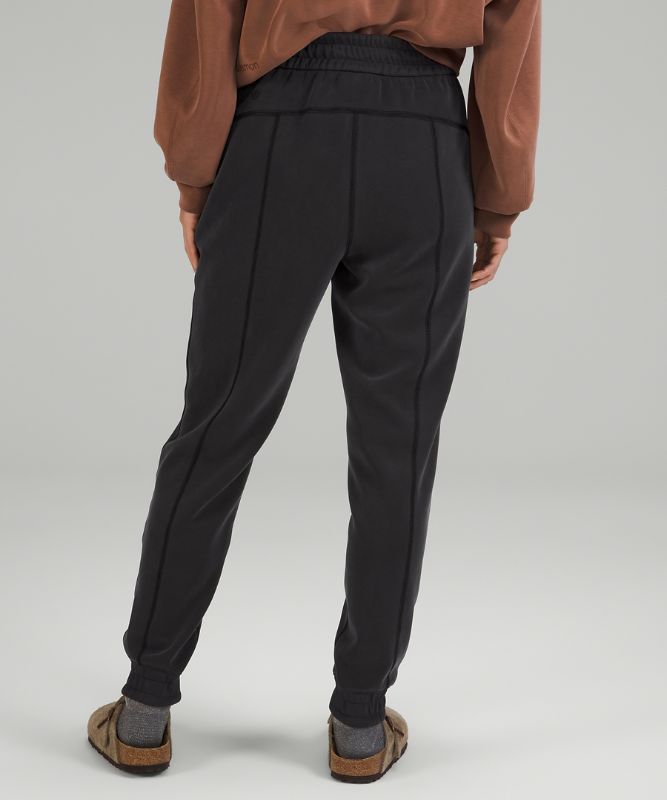 Softstreme High-Rise Jogger *Asia Fit