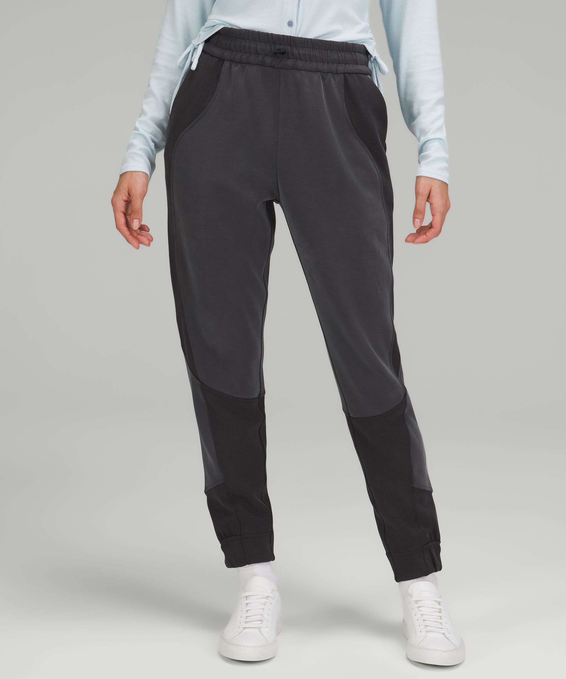 Ribbed Joggers in Modal