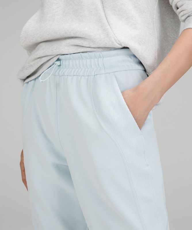 Brushed Softstreme Ribbed High-Rise Jogger *Asia Fit Brushed Softstreme Ribbed High-Rise Jogger *Asia Fit