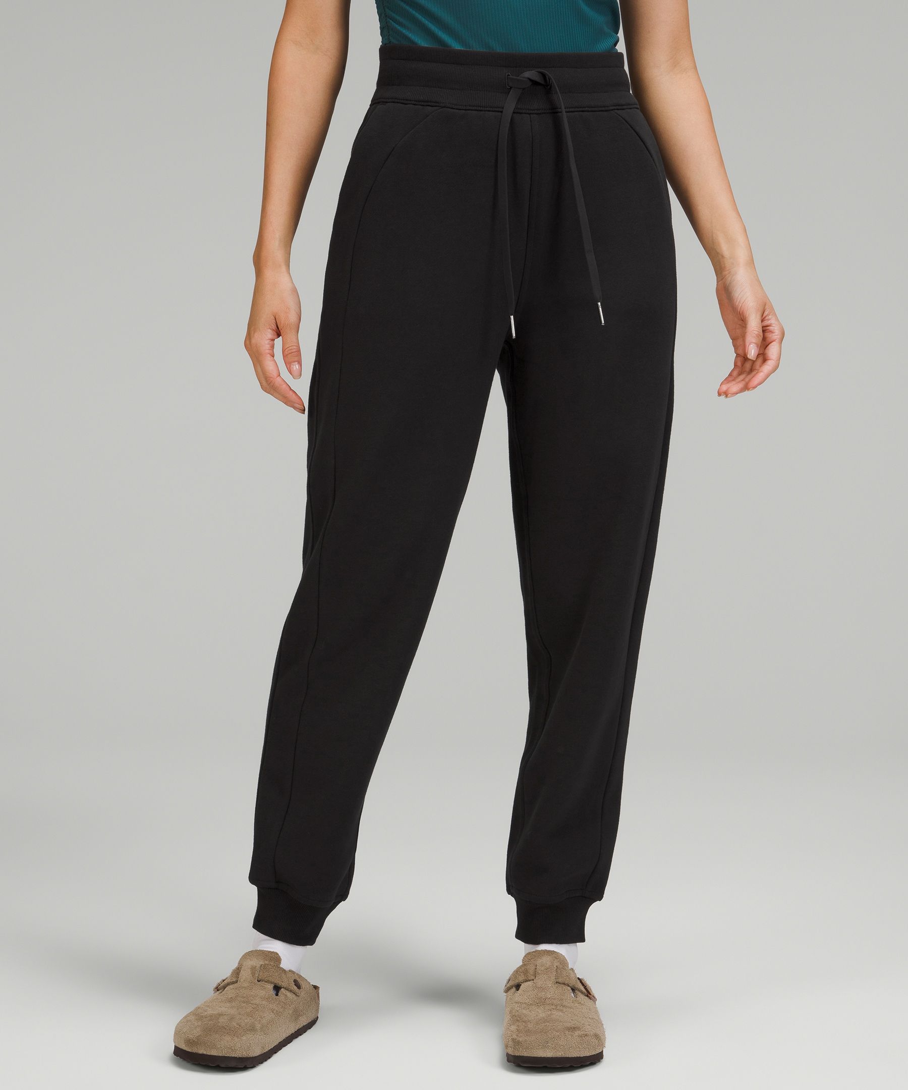 Dance Studio Mid-Rise Jogger *Asia Fit