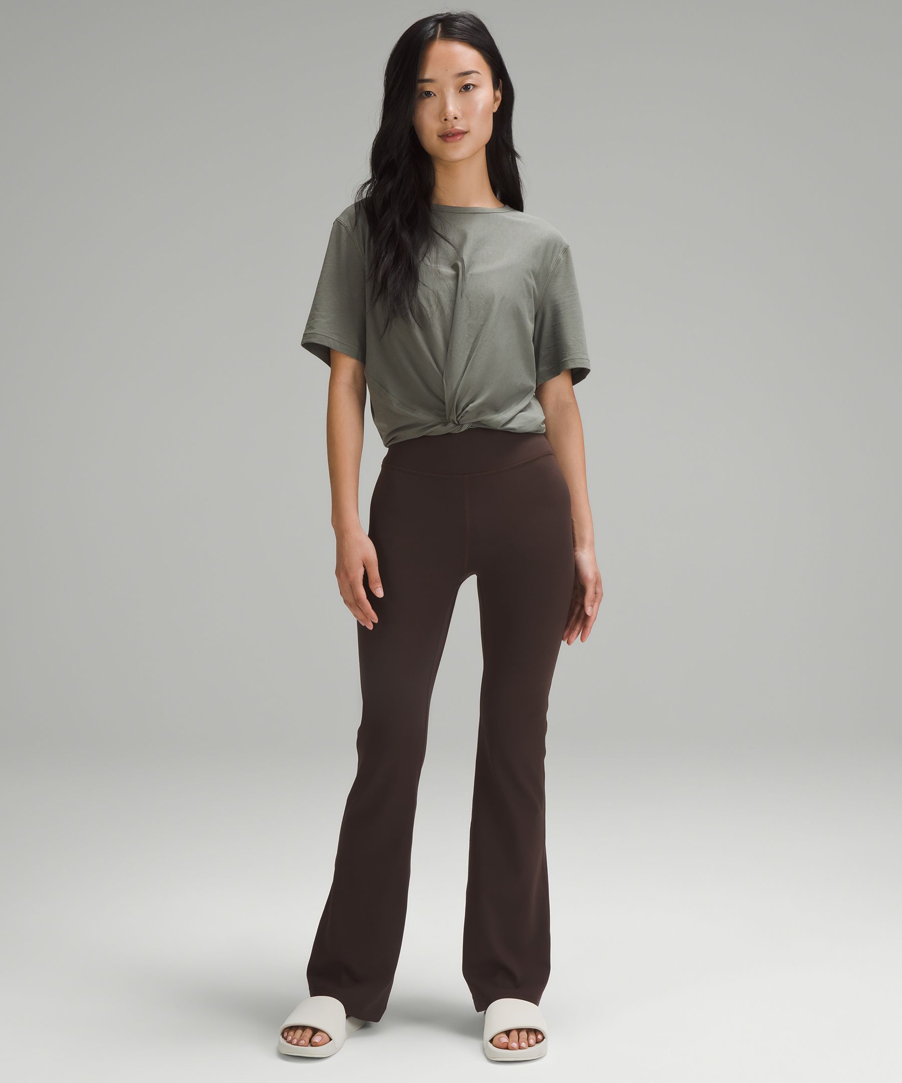 Groove Super-High-Rise Flared Pant