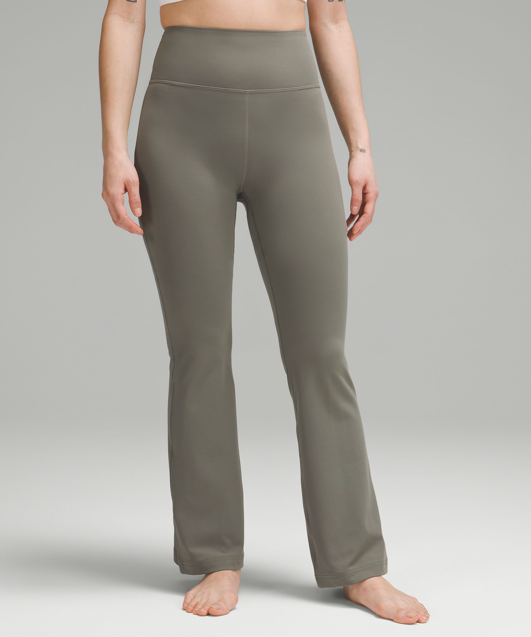 https://images.lululemon.com/is/image/lululemon/LW5FIXA_036763_1?size=800,800