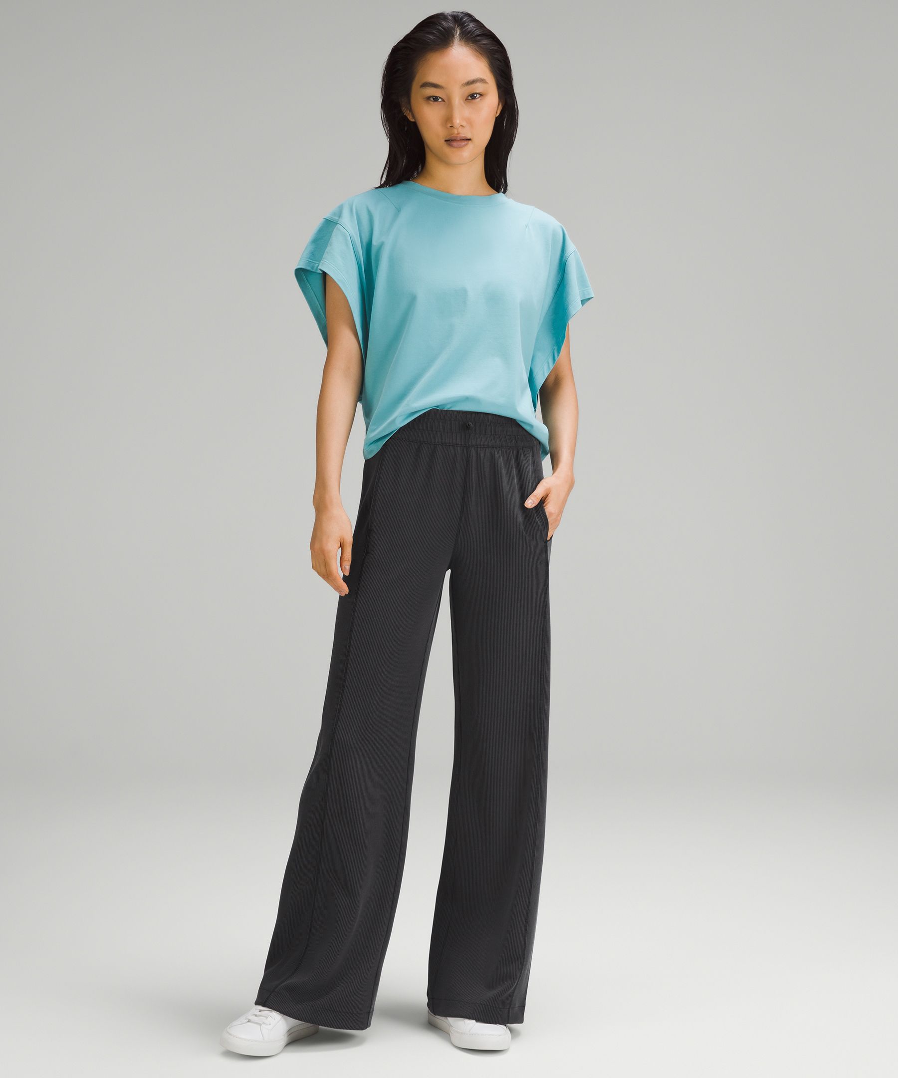 Ribbed Softstreme Mid-Rise Pant 30 *Asia Fit